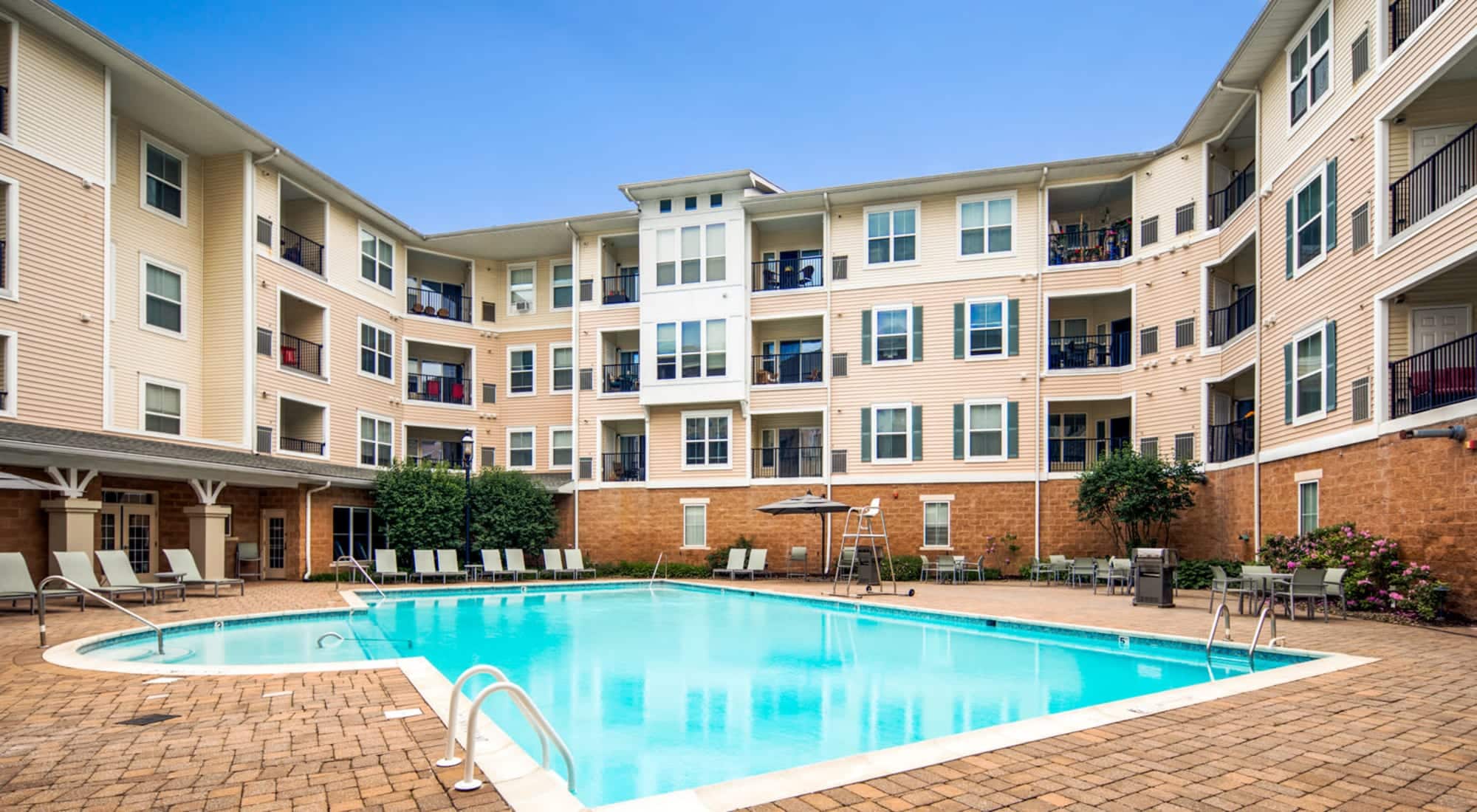 Sofi Lyndhurst - Lyndhurst, NJ