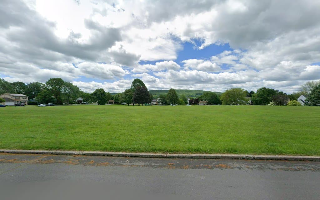 Ancient Oak South Park - Macungie, PA