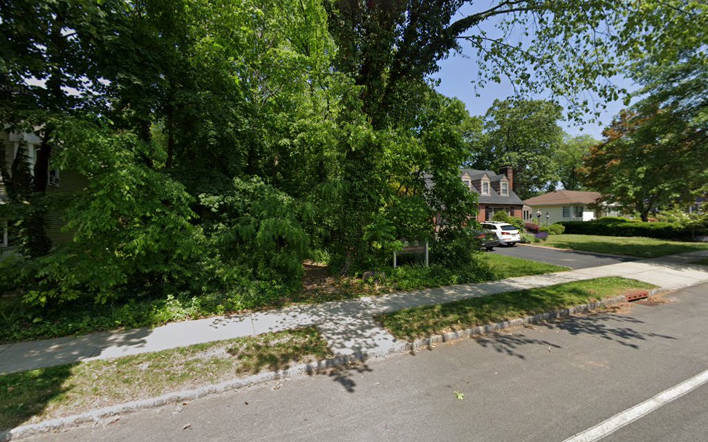 Central Green Park - Madison, NJ