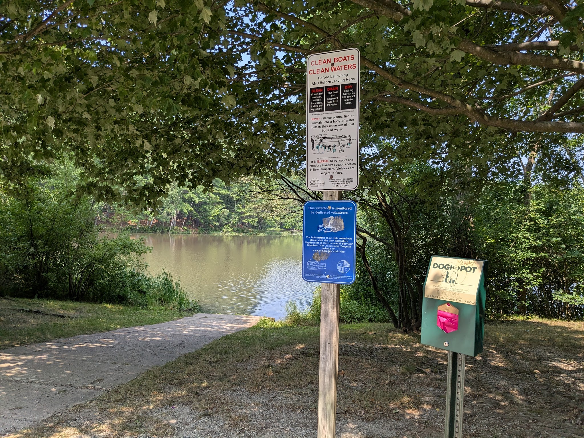 Dorrs Pond Nature Trail - Manchester, NH