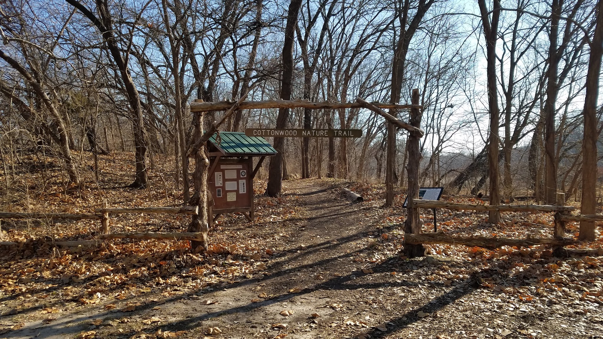Cottonwood Nature Trailhead - Manhattan, KS