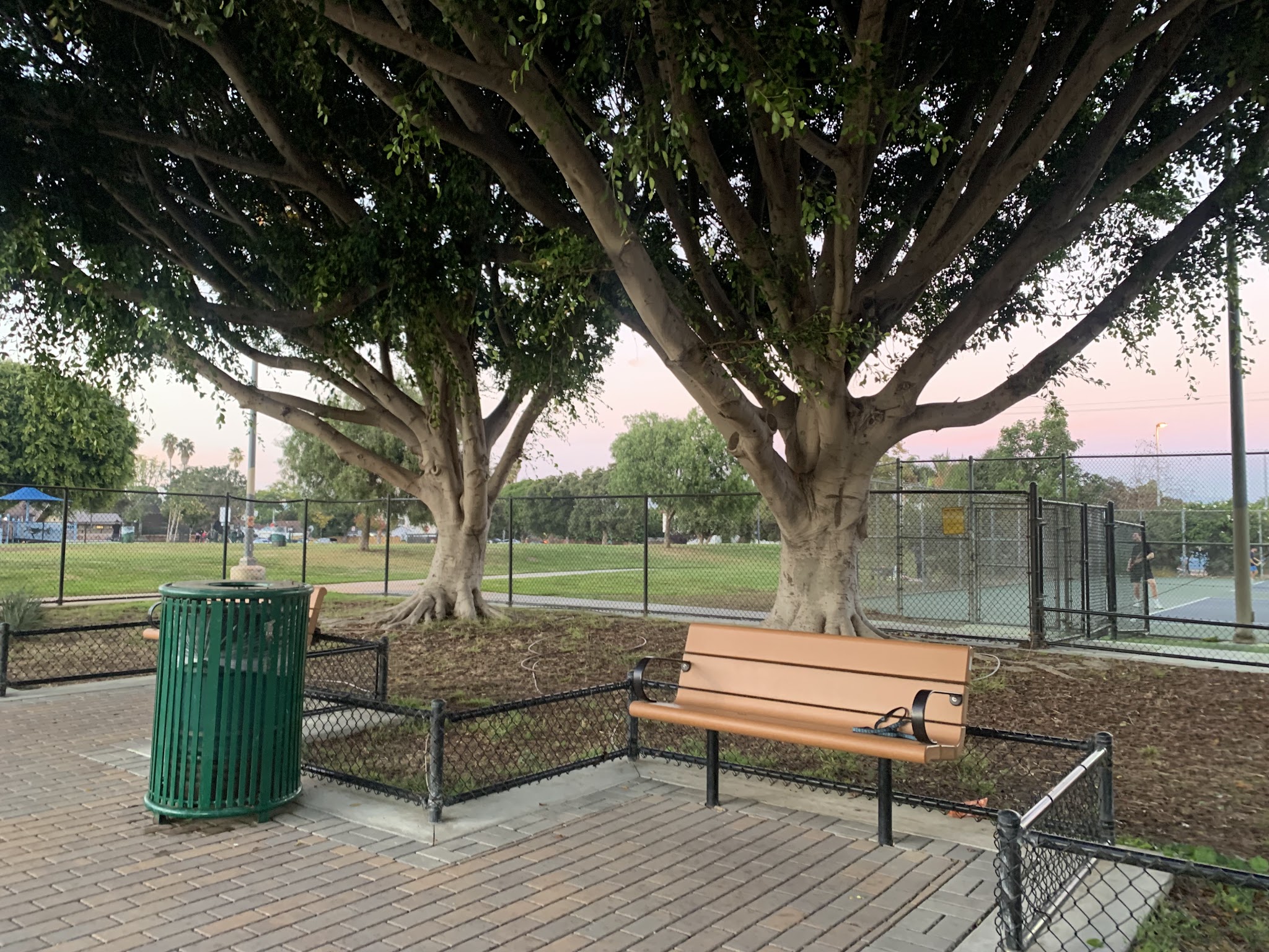 Glen Alla Dog Park - Marina Del Rey, CA