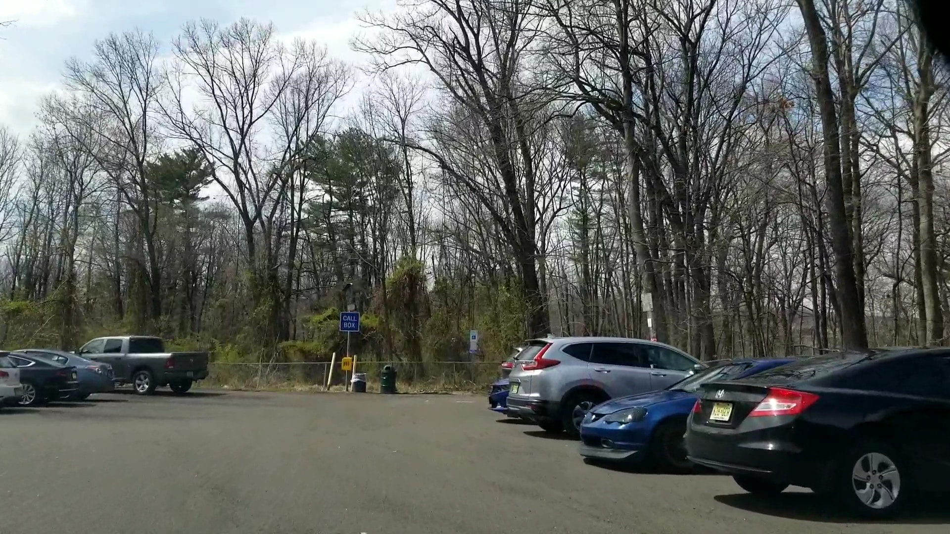 Hawk Watch Area Parking Lot - Martinsville, NJ