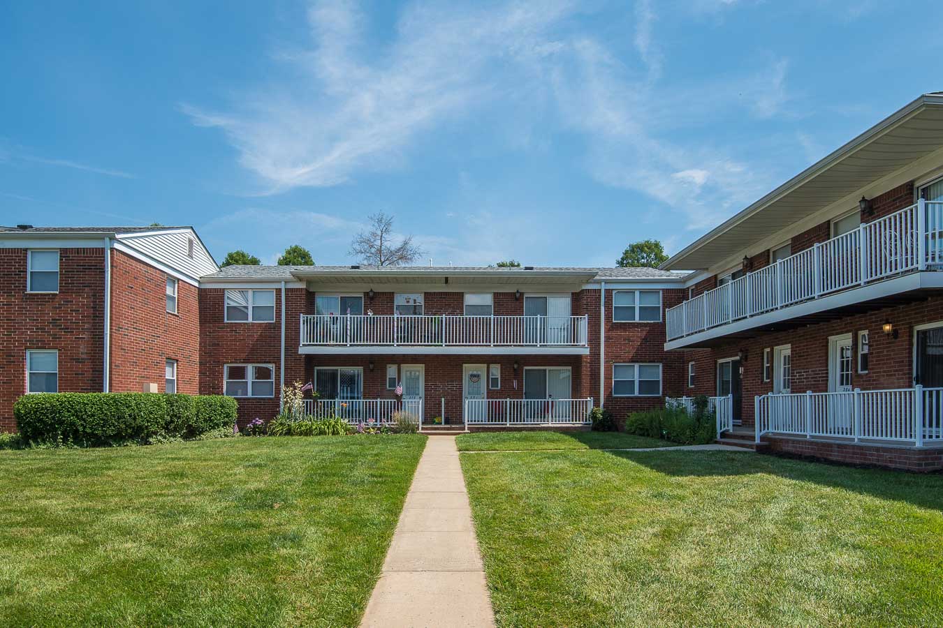 Chestnut Court Apartments - Matawan, NJ