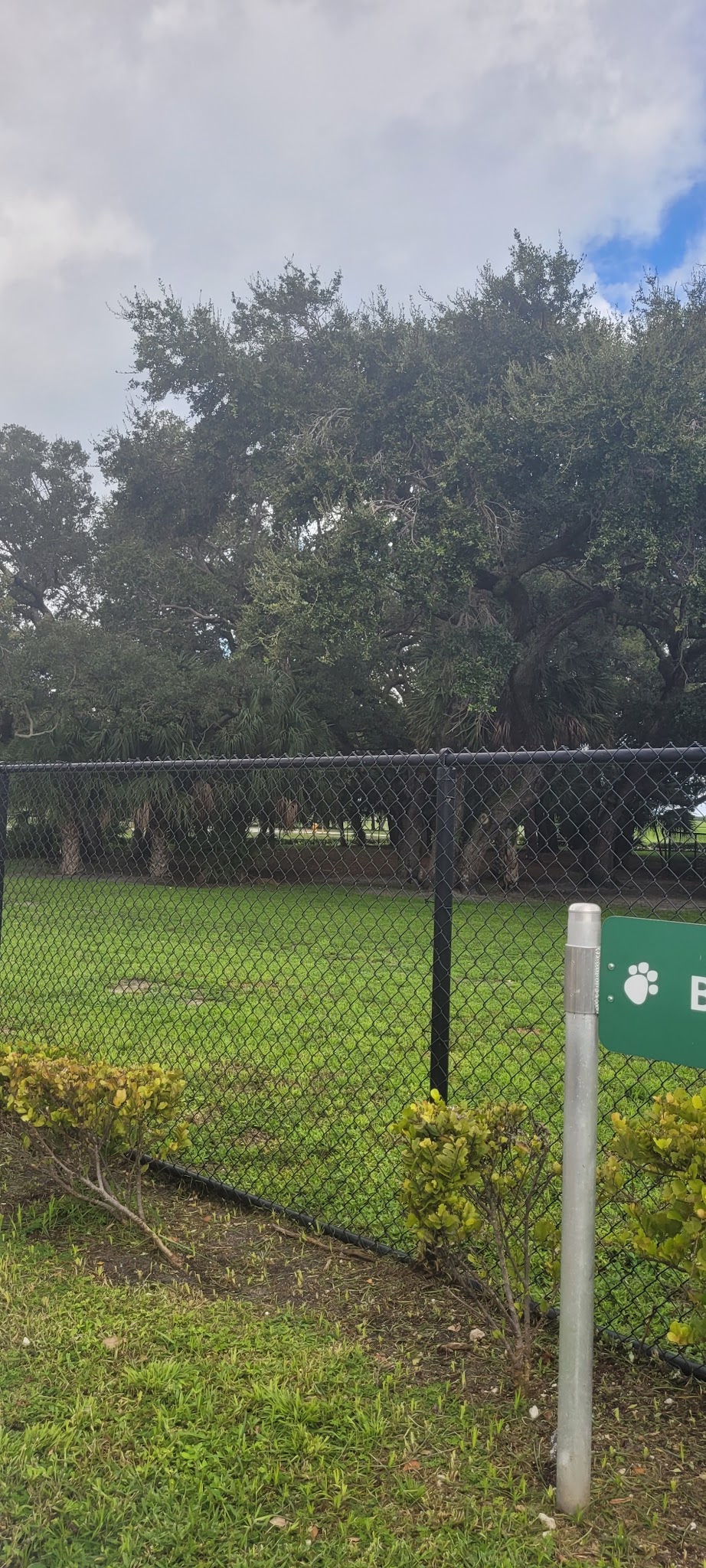 Ives Estates Dog Park - Miami, FL