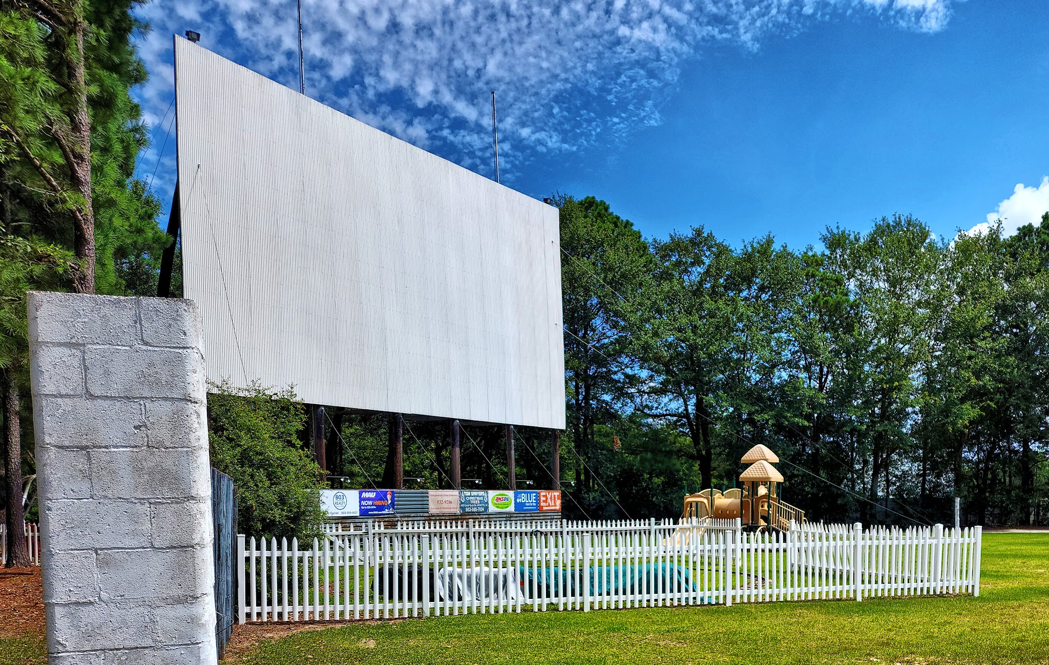 Monetta Drive In Theatre - Monetta, SC