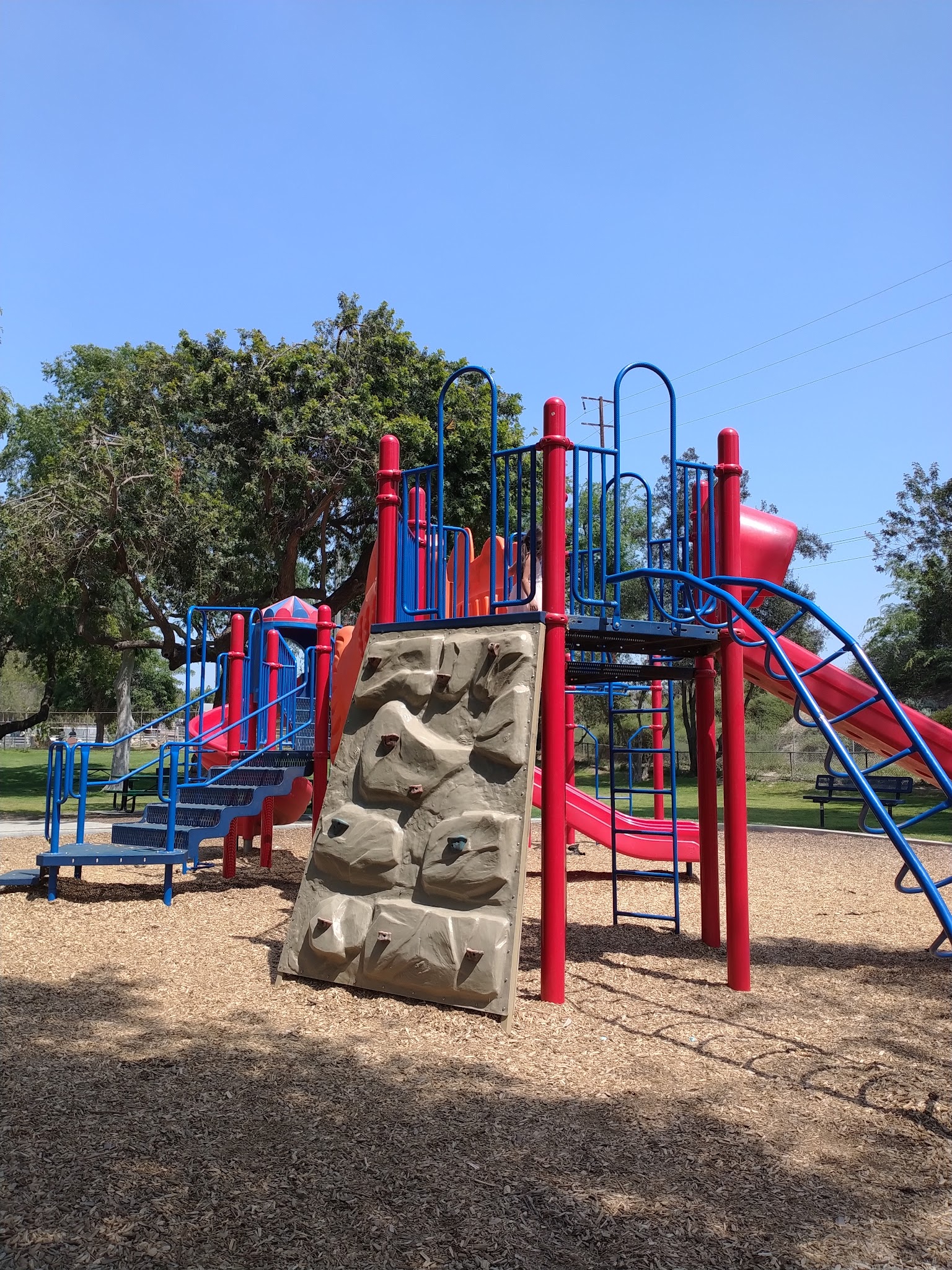 Grant Rea Park Recreation Building - Montebello, CA