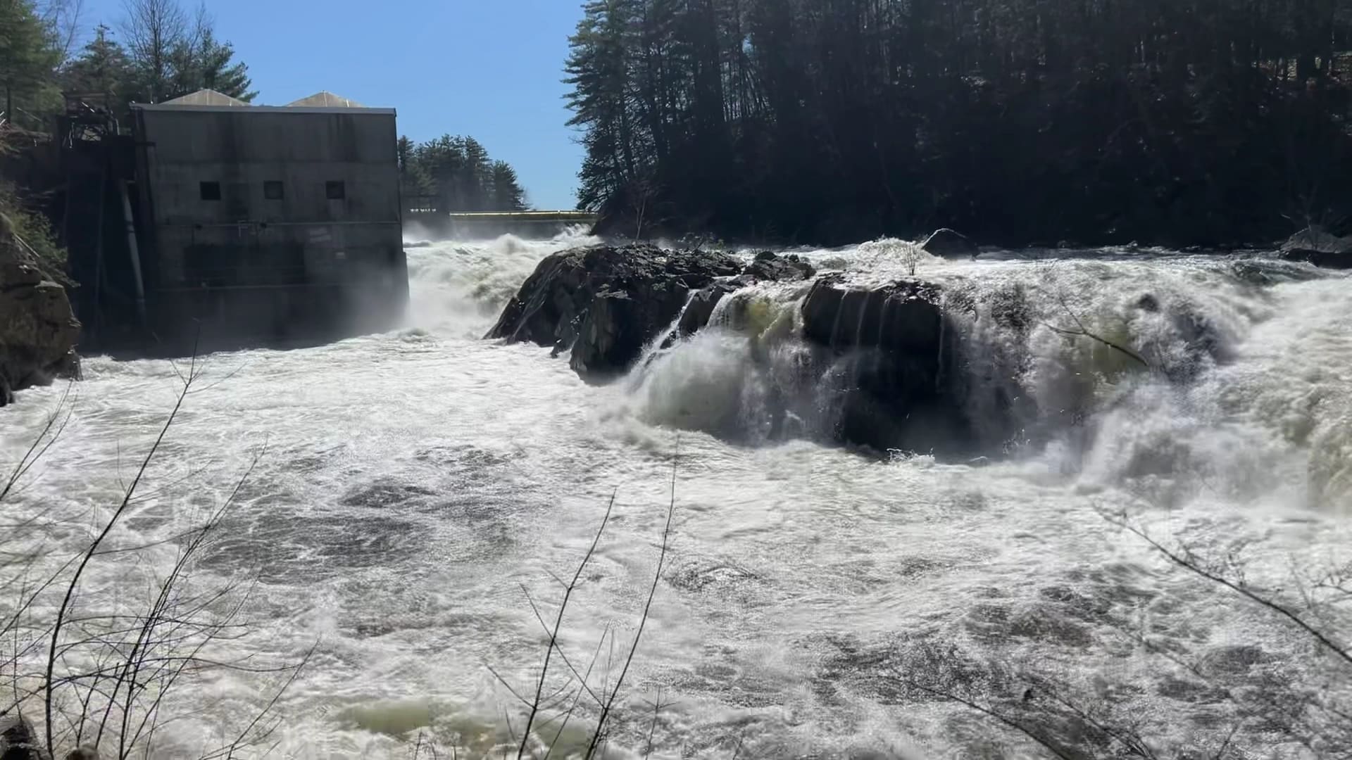 Mine falls trail head - Nashua, NH