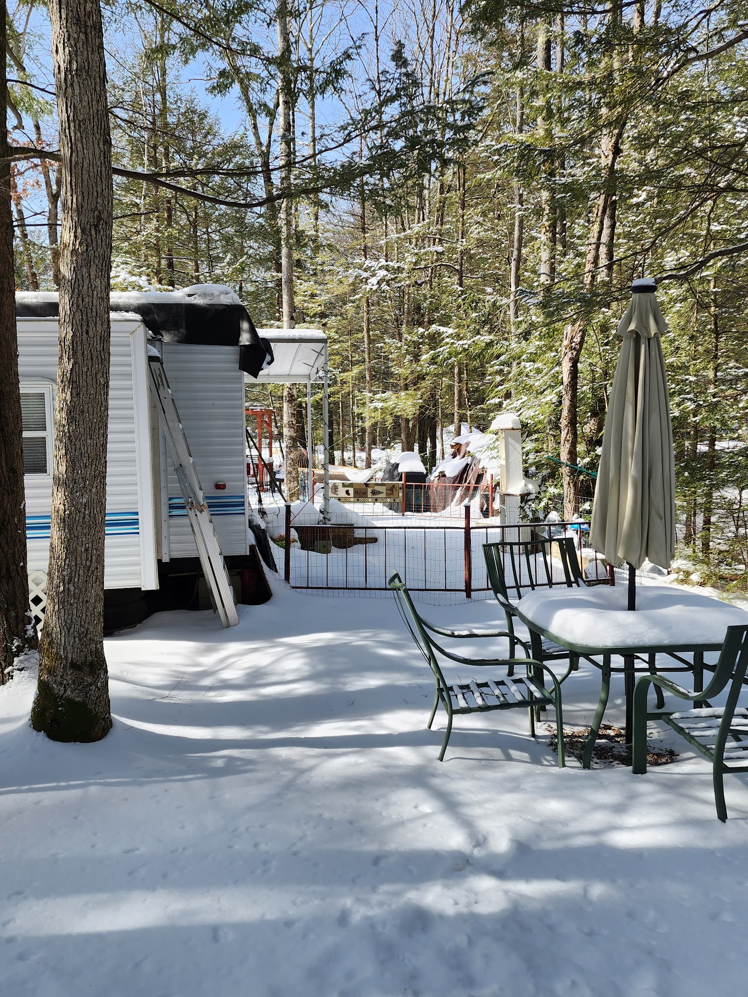 Friendly Beaver Campground - New Boston, NH