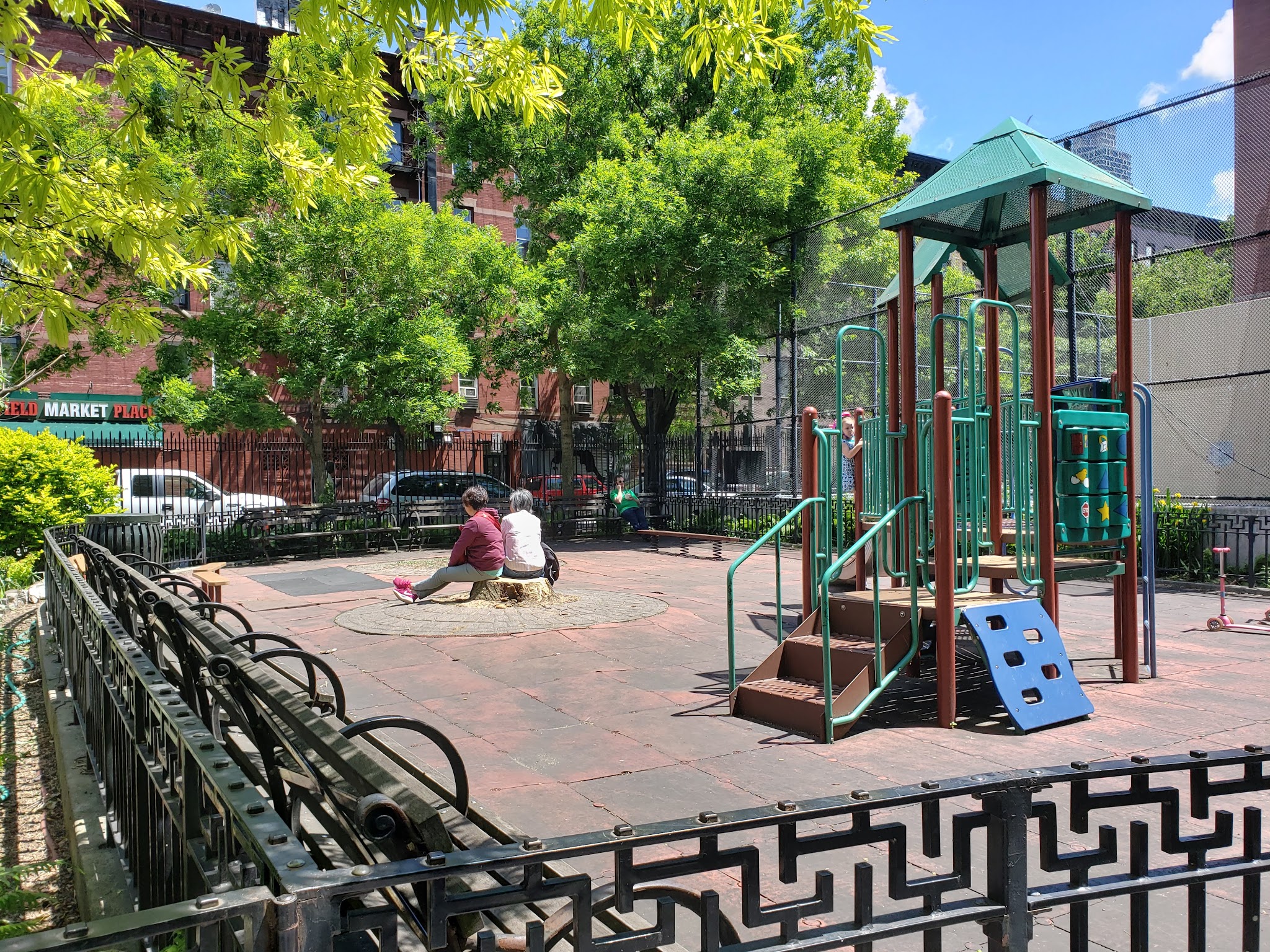 Hell's Kitchen Park - New York, NY