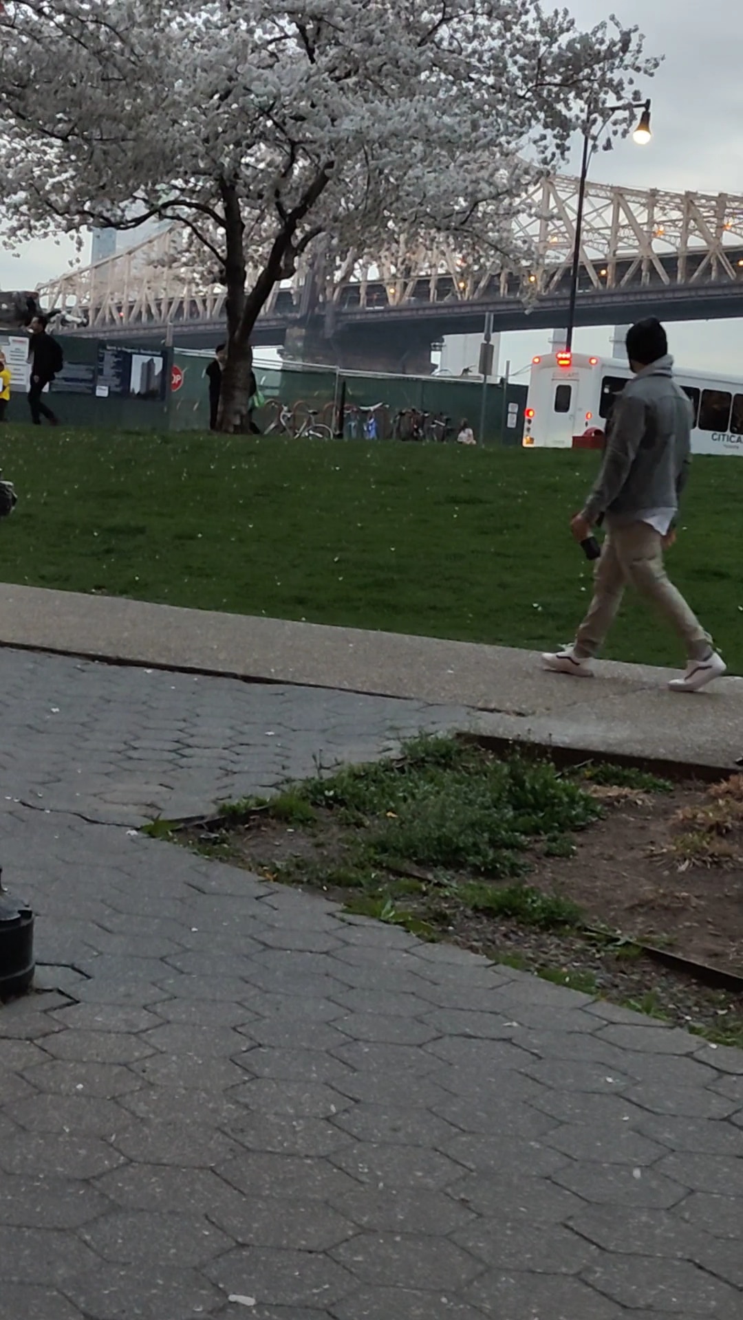 Riverwalk Commons - New York, NY