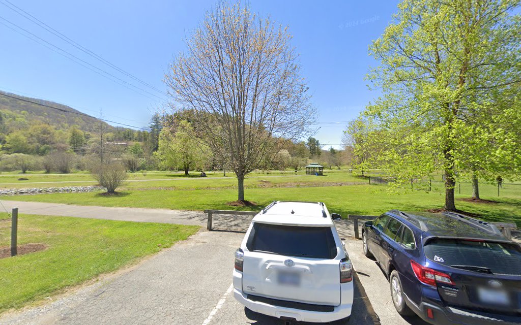 Roby Shoemaker Wetlands and Family Recreation Park - Newland, NC