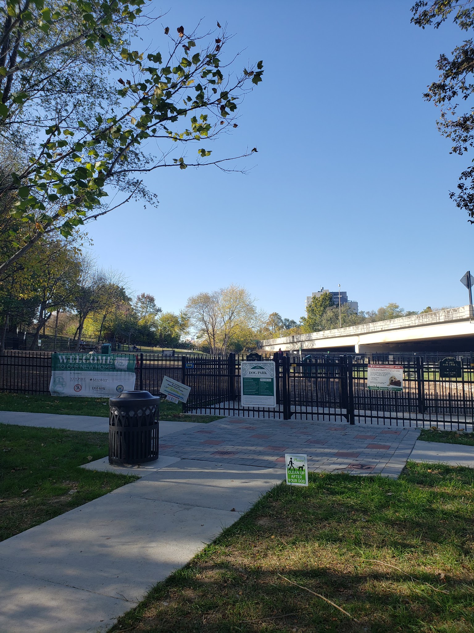 East Row Dog Park - Newport, KY