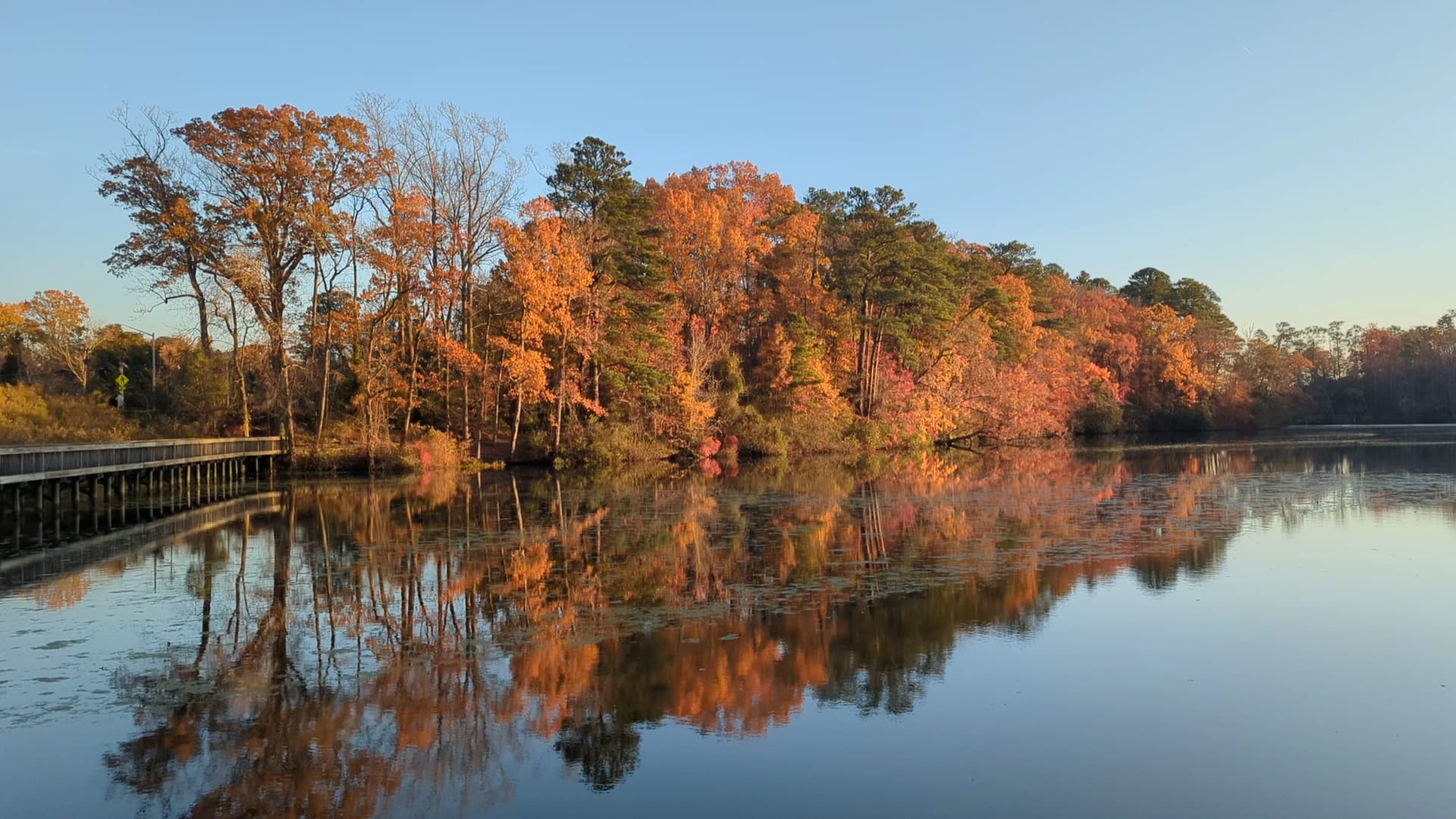 Noland Trail Head Parking - Newport News, VA