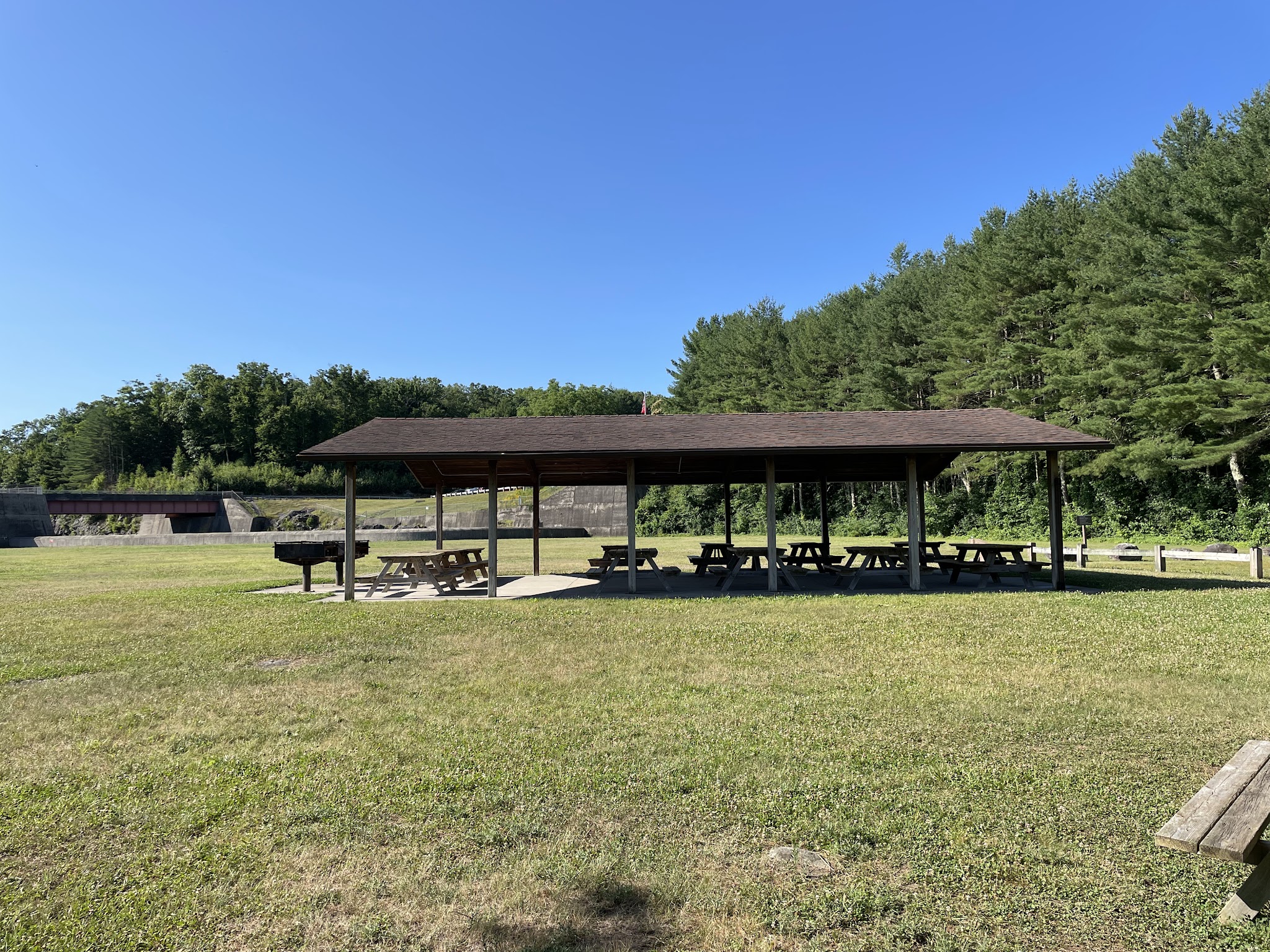Overlook Shelter - North Grosvenor Dale, CT