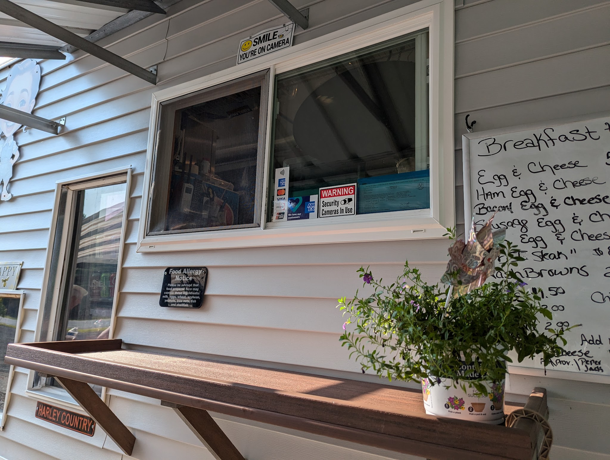 Charlie’s Place - North Windham, CT