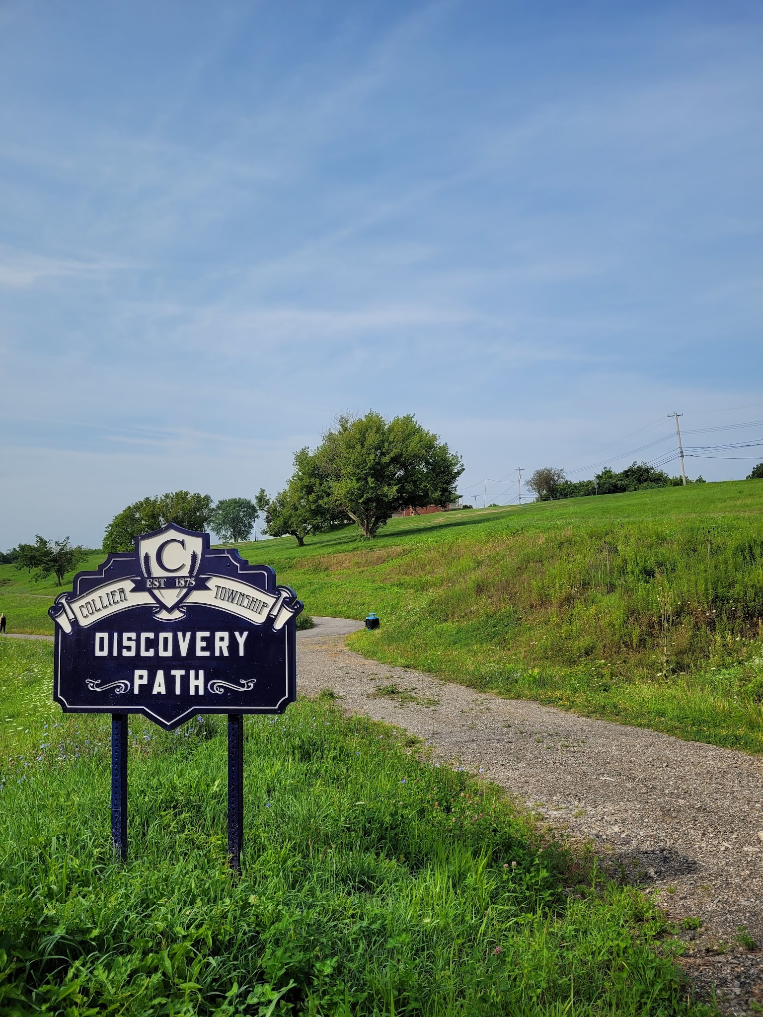 Hilltop Walking Path Park - Oakdale, PA