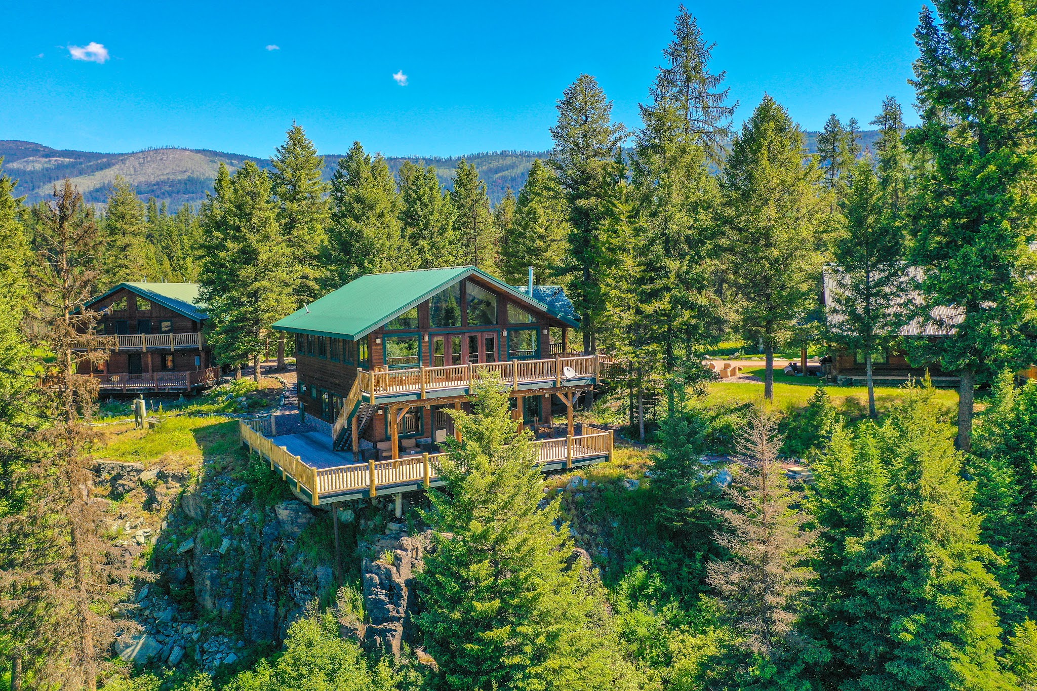 Dog Creek Lodge & Nordic Center - Olney, MT