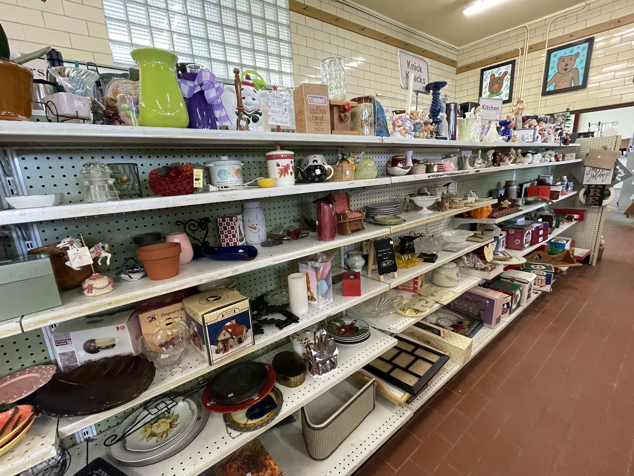 Bearly Used Thrift Store - Park Rapids, MN