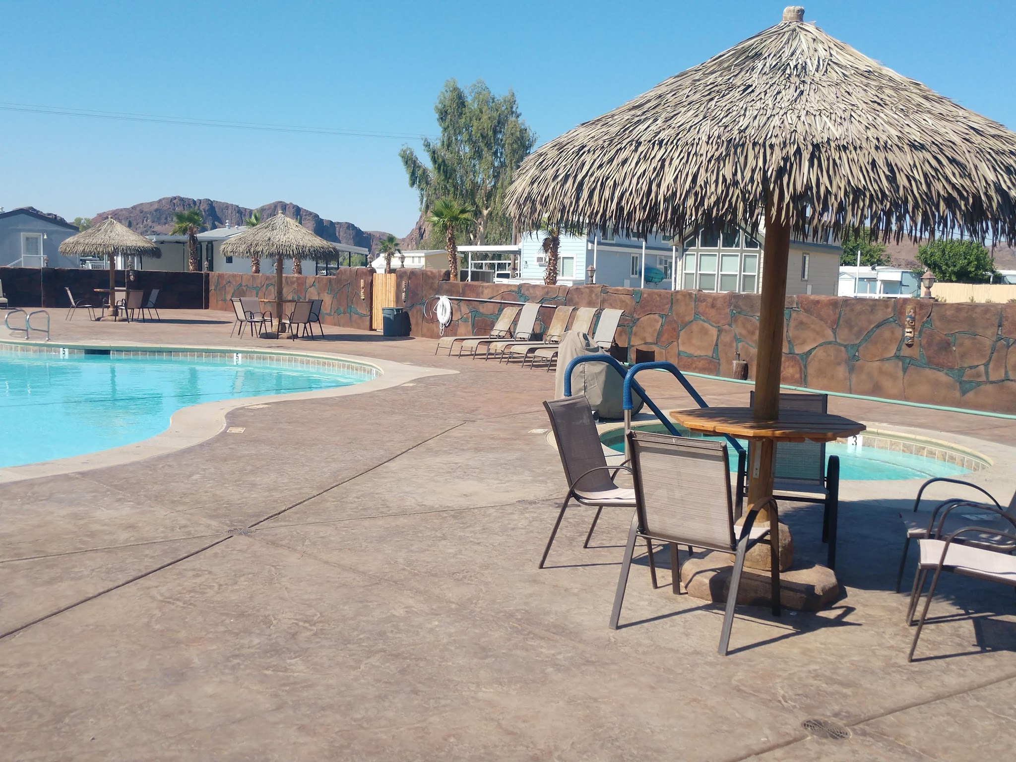 Big Bend Resort - Parker Dam, CA