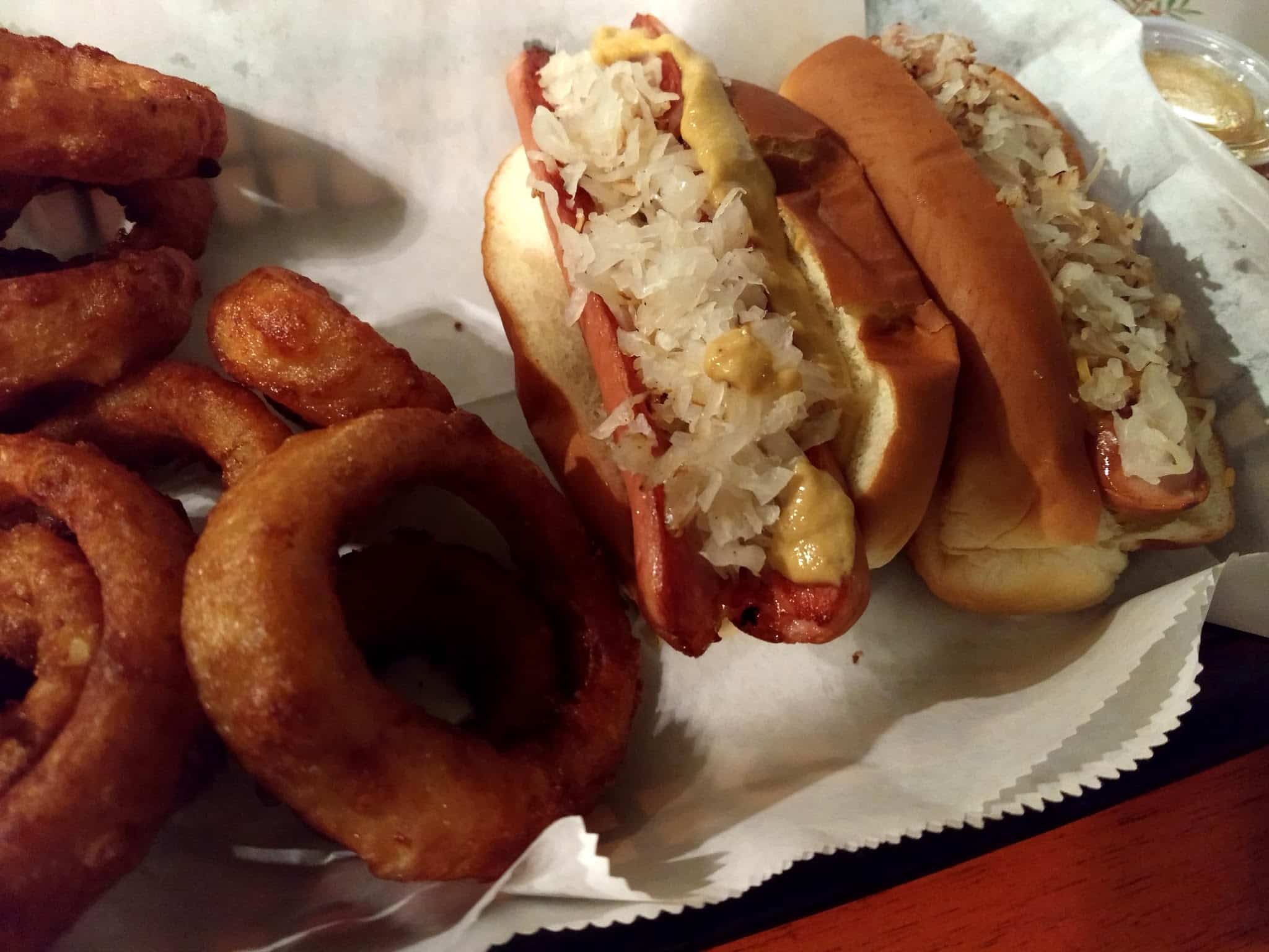 Der Dog Haus - Parkersburg, WV