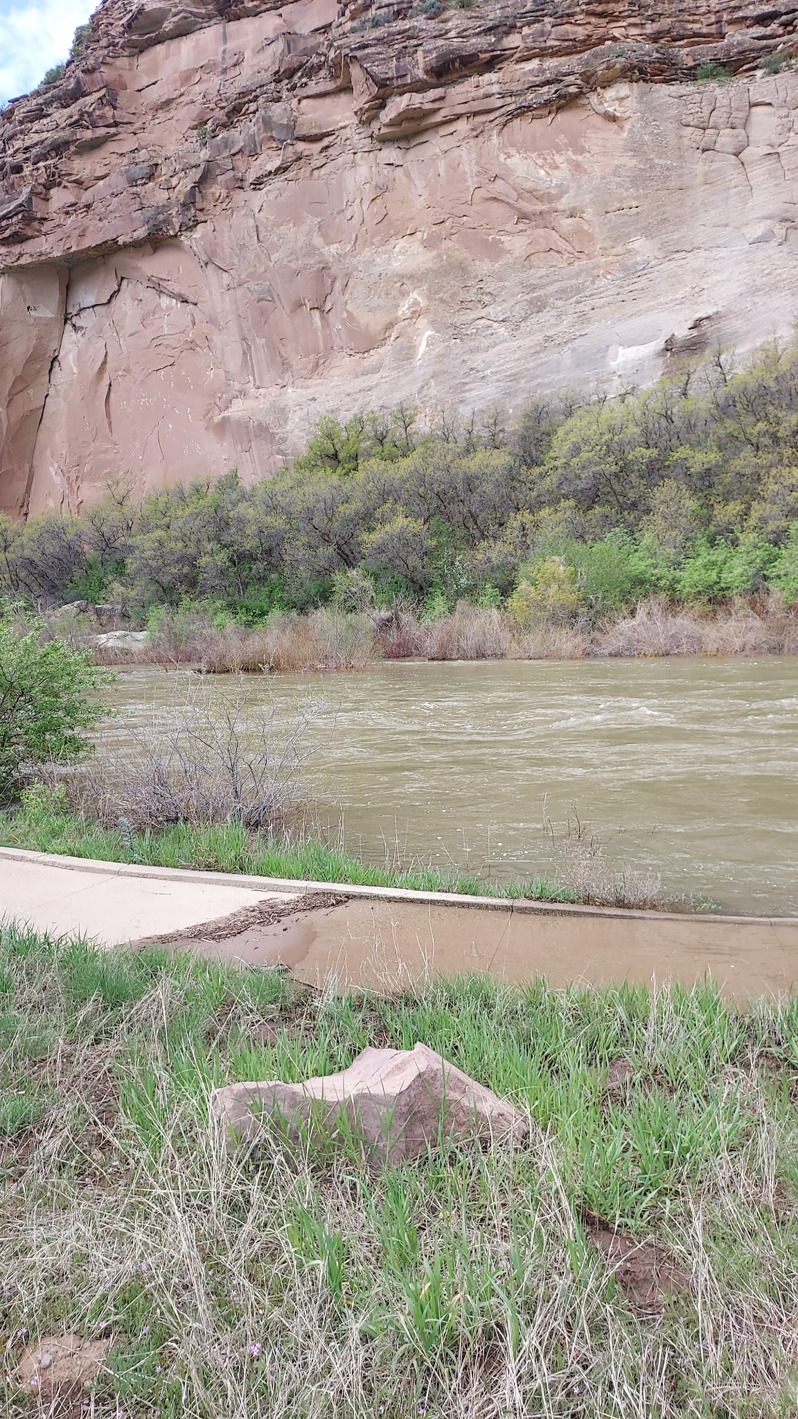 Cabin Canyon River Walk - Pleasant View, CO