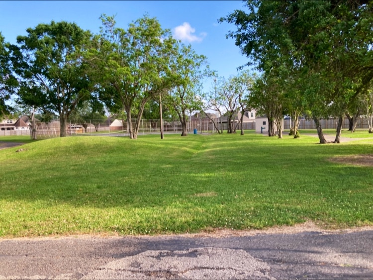 Meadowgreen Park - Port Neches, TX