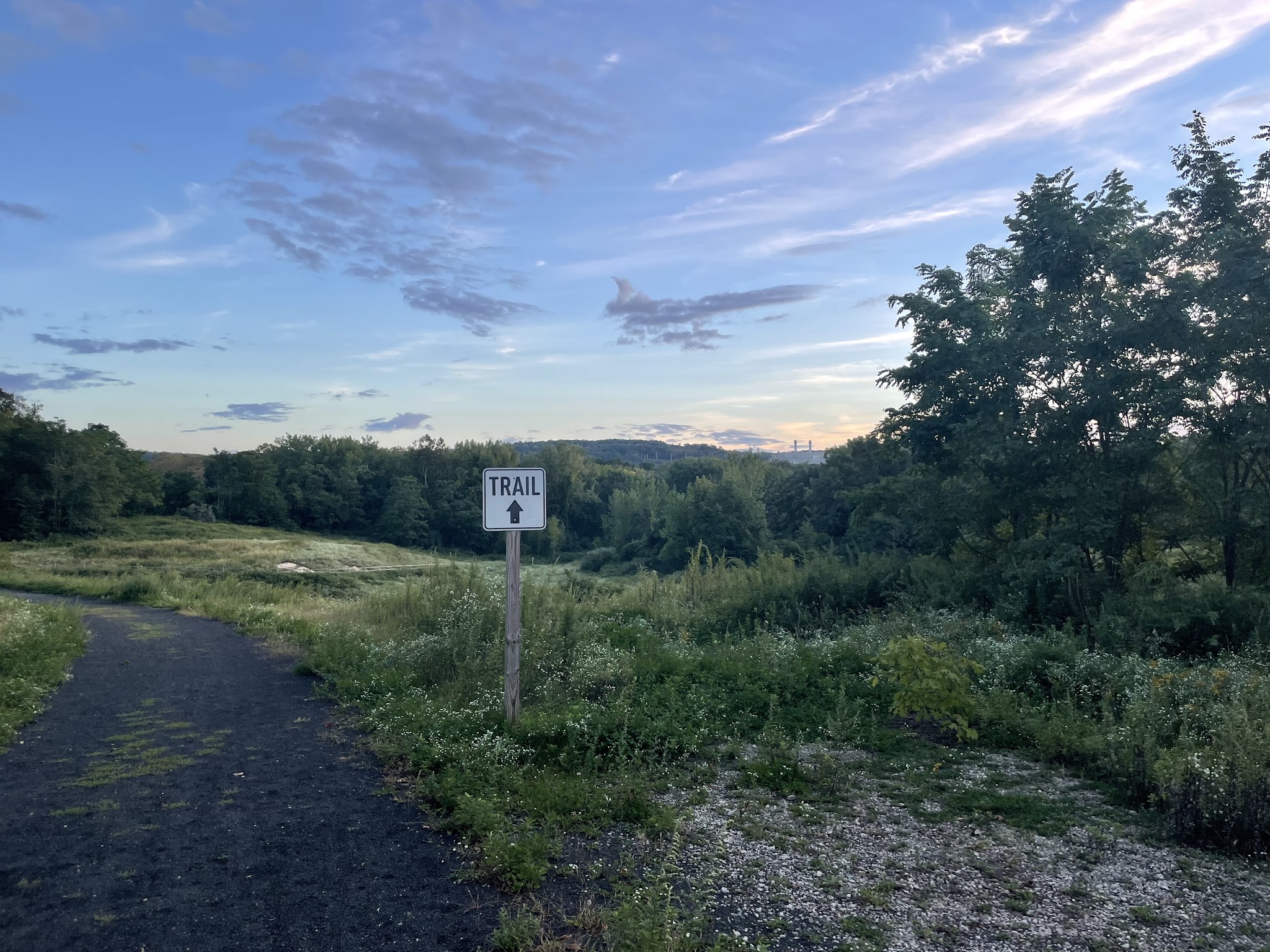 Airline State Park Trail (Mileage Marker) - Portland, CT