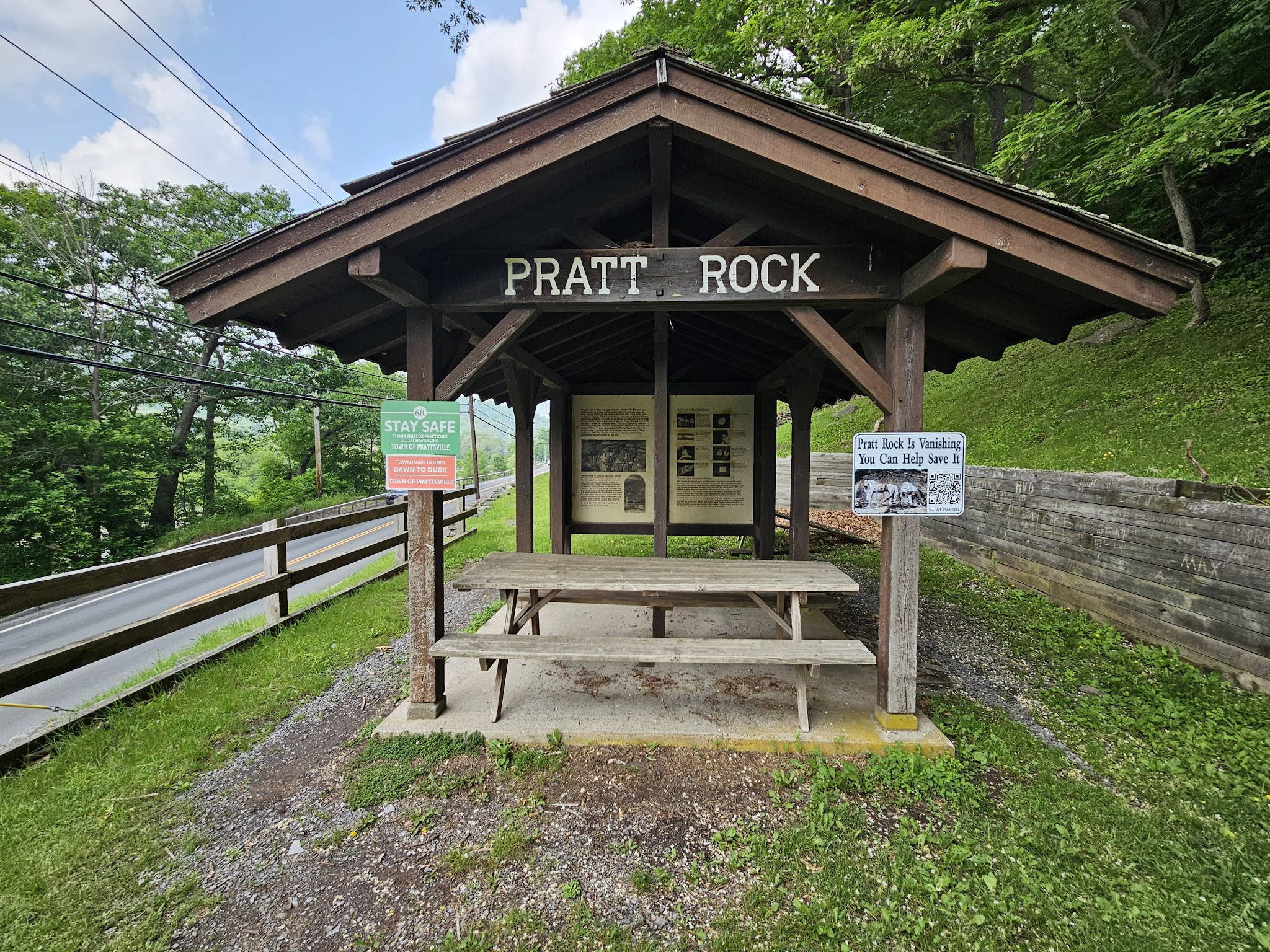 Pratt Rock Trailhead - Prattsville, NY