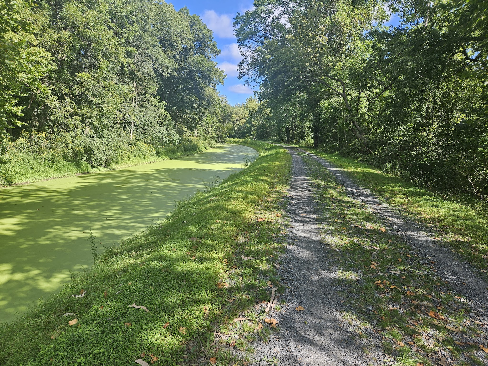 D&L Trail Riegelsville Trailhead - Riegelsville, PA