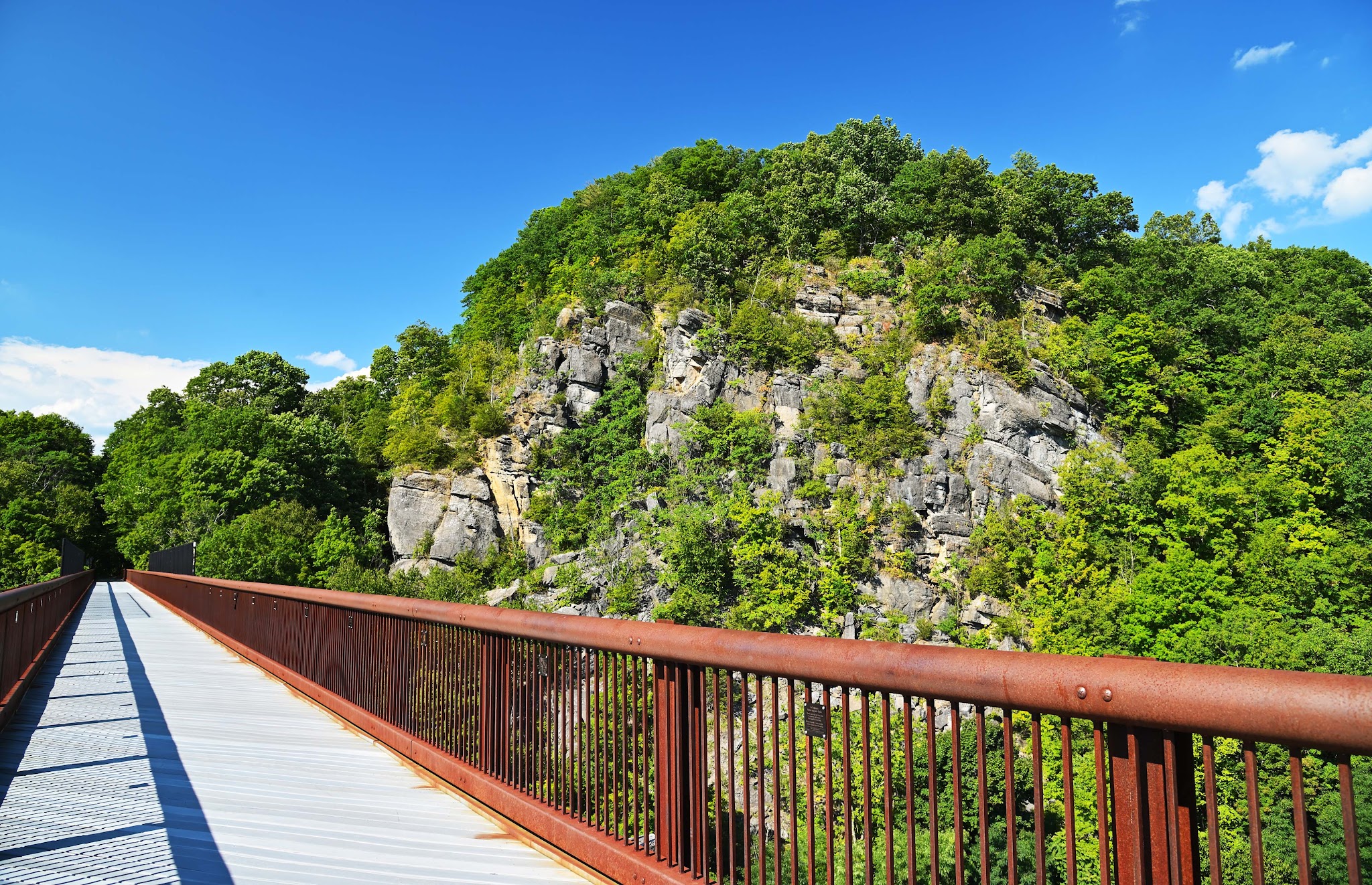 Rosendale Trestle Parking - Rosendale, NY