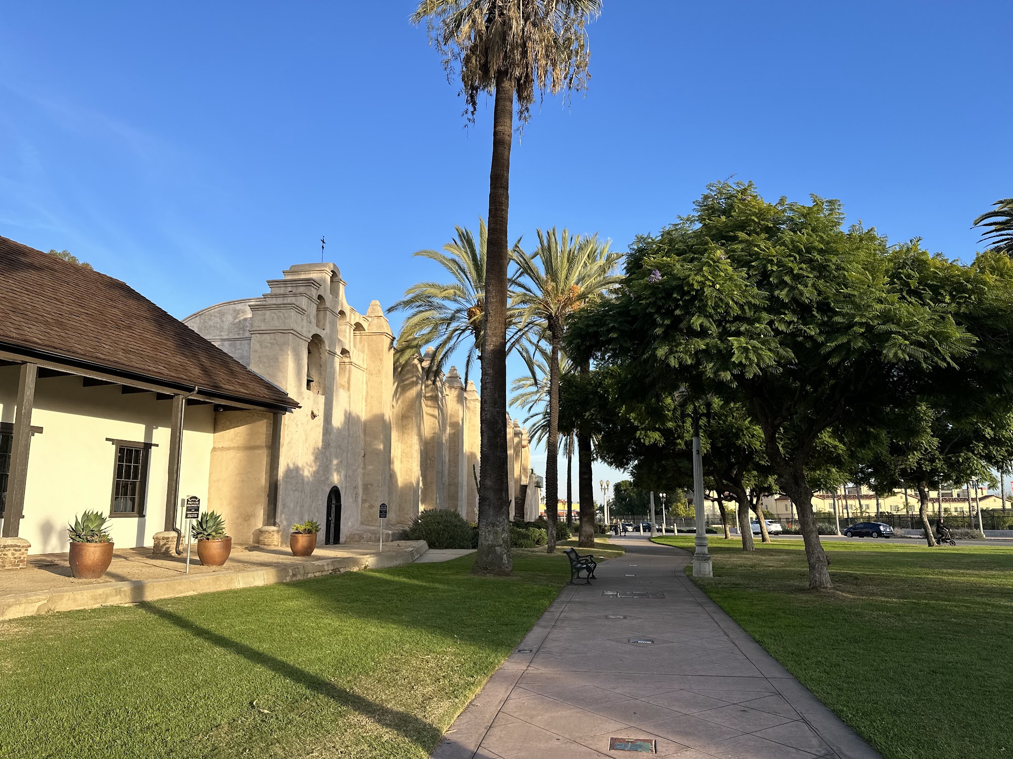 Plaza de San Gabriel - San Gabriel, CA