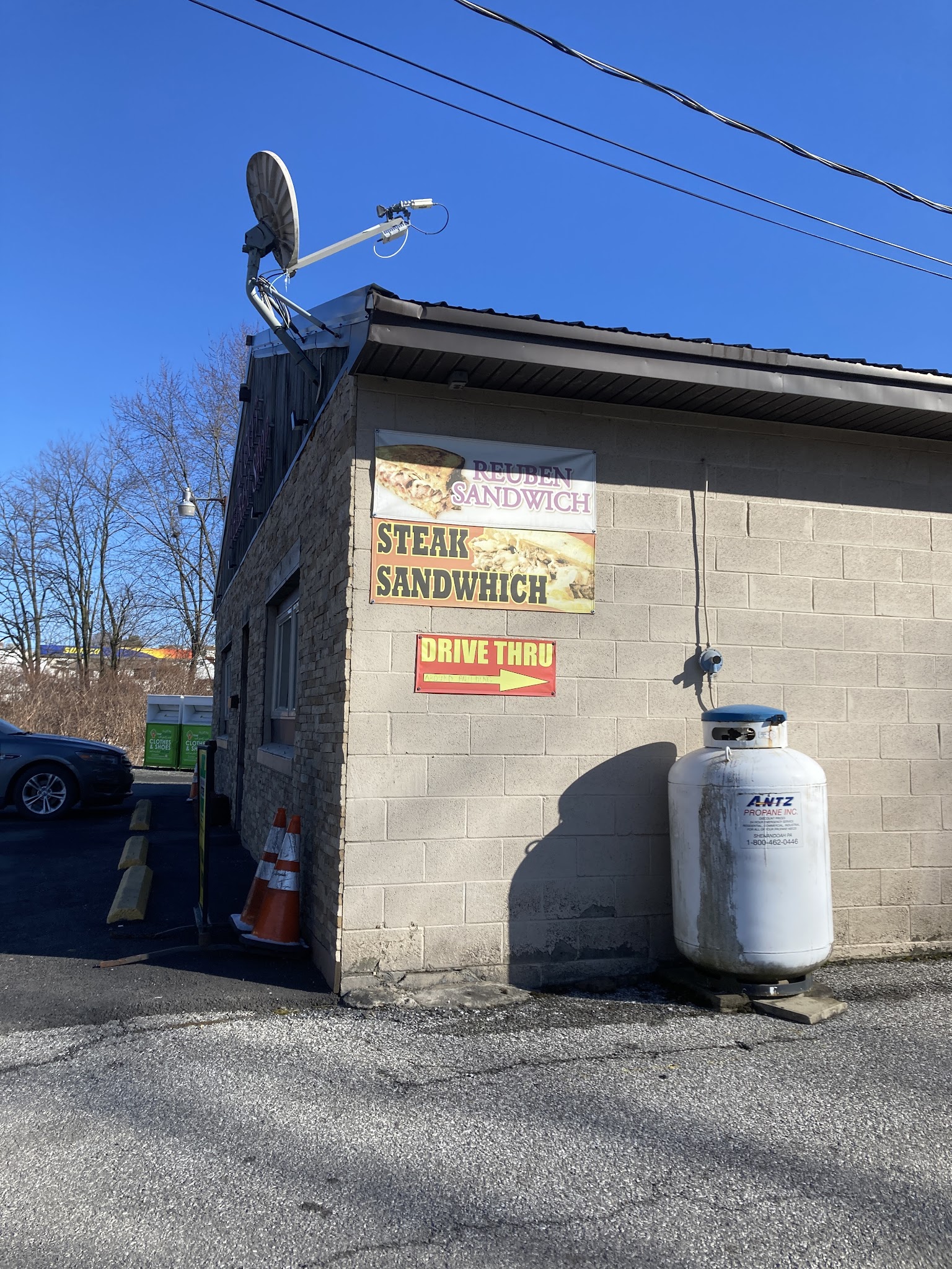 Lucky's Corner Deli - Shenandoah, PA
