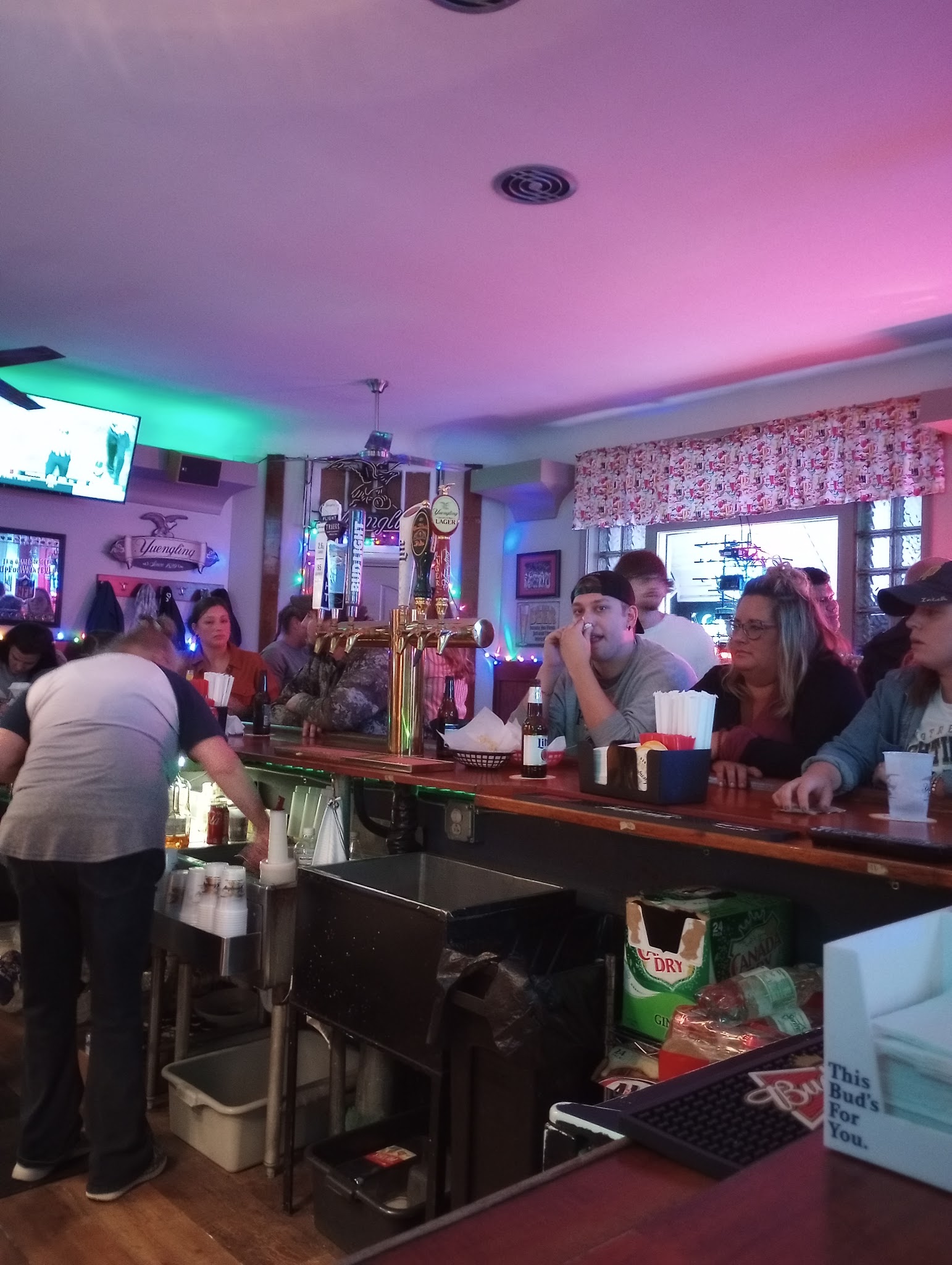 Who's Place Bar And Grill - Shenandoah, PA