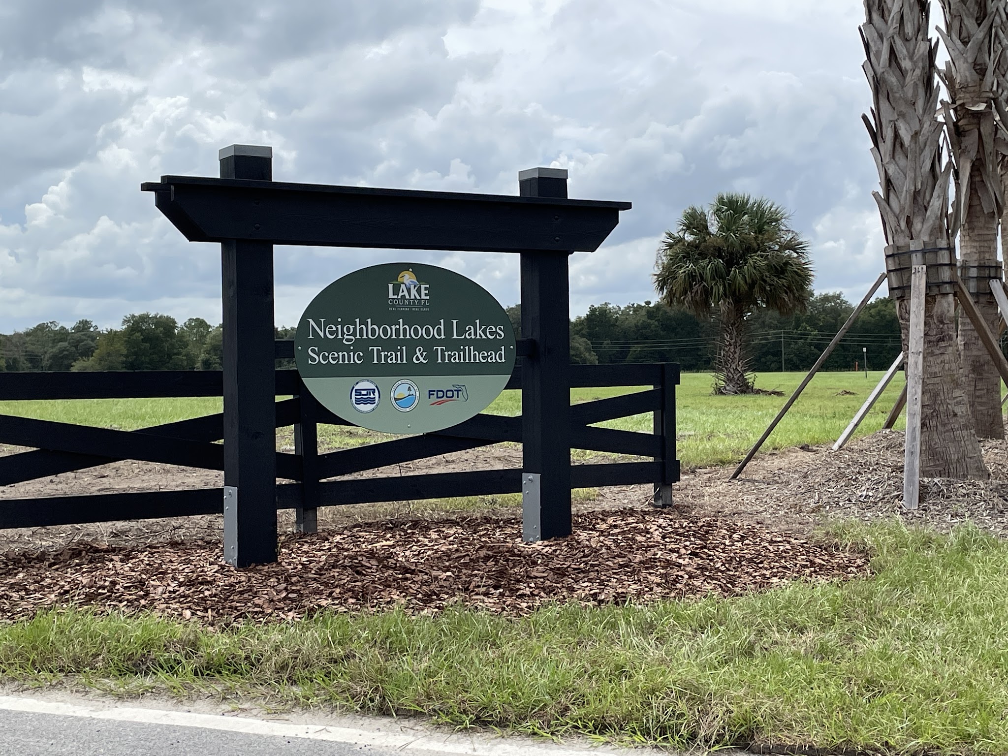 Neighborhood Lakes Scenic Trail & Trailhead - Sorrento, FL