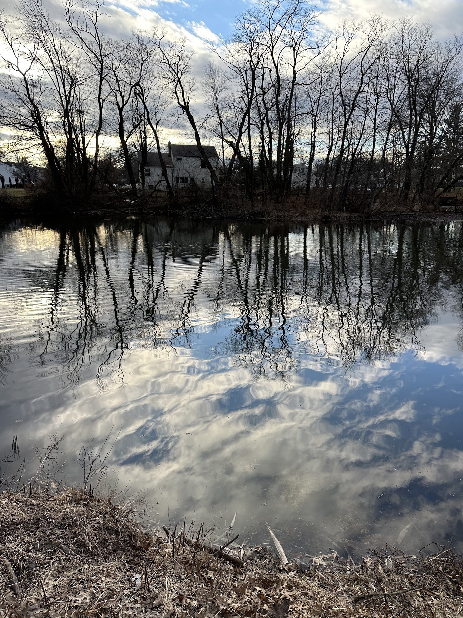 Delaware & Raritan Canal State Park Trail - Main St - South Bound Brook, NJ