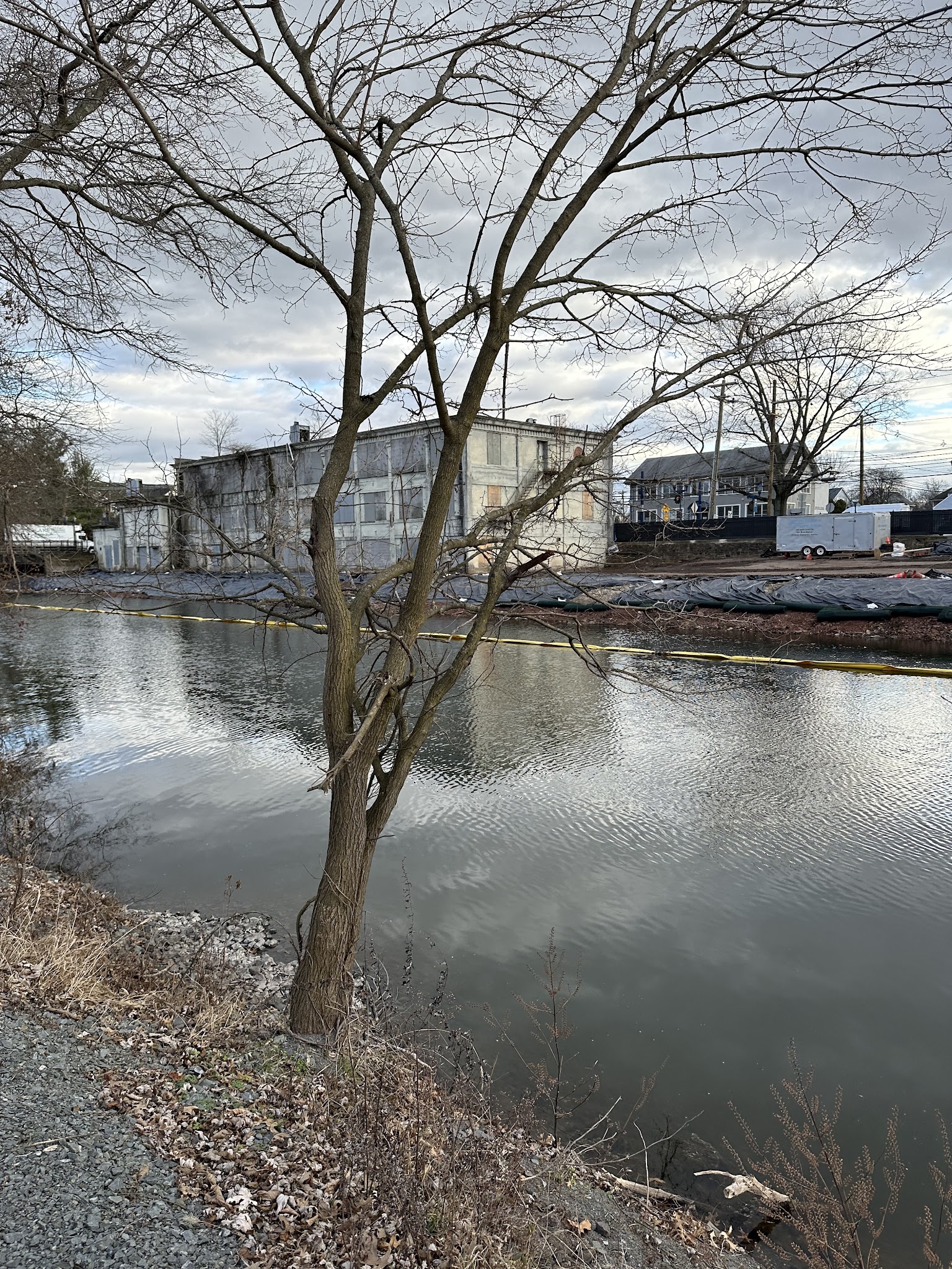 Delaware & Raritan Canal State Park Trail - Main St - South Bound Brook, NJ