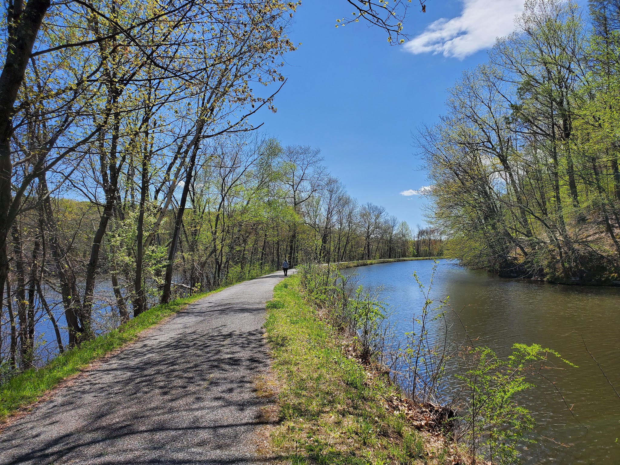 Windsor Locks Canal State Park Trail - Suffield, CT