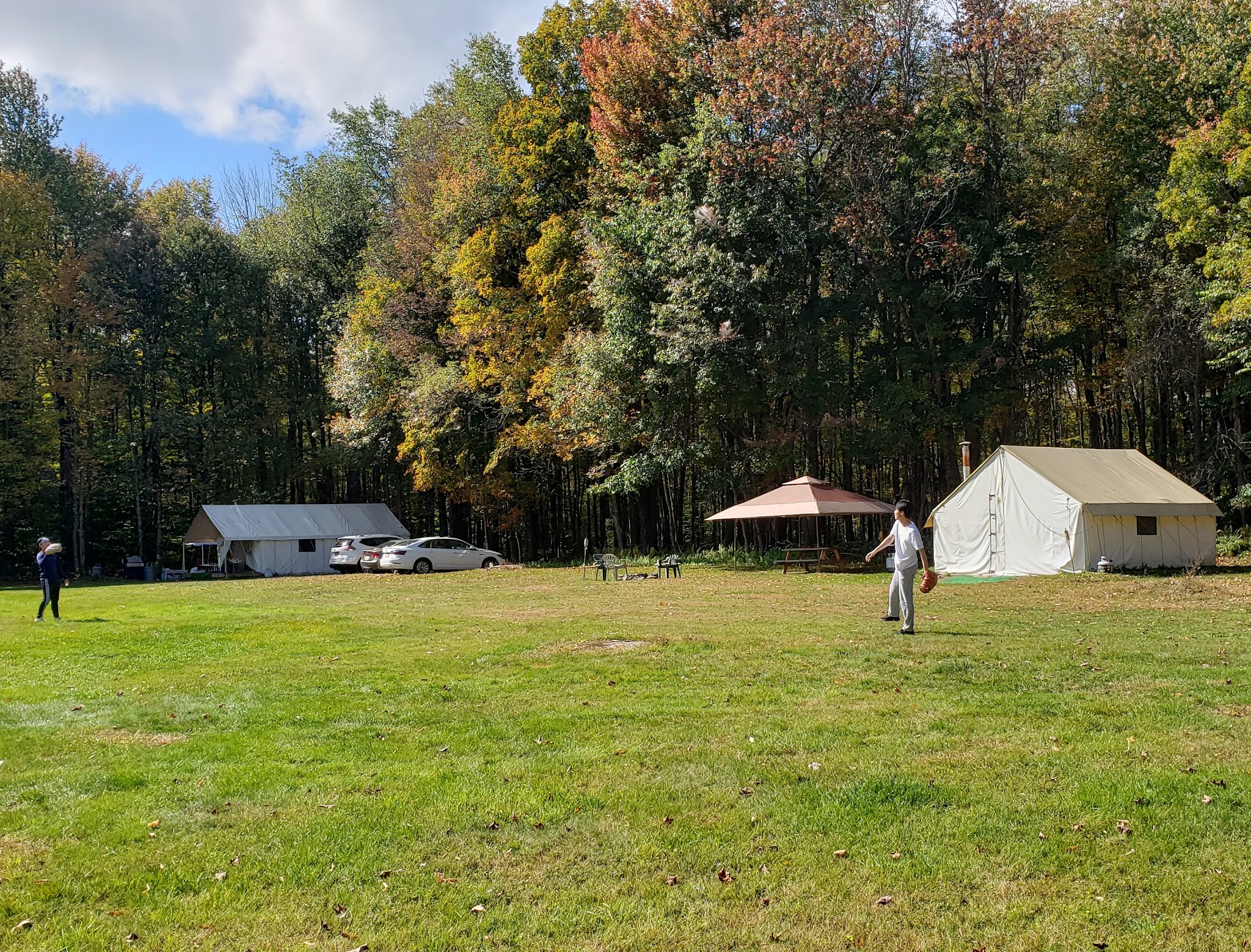 Empire Campgrounds - A Pictures is Worth a Thousand Words - Swan Lake, NY