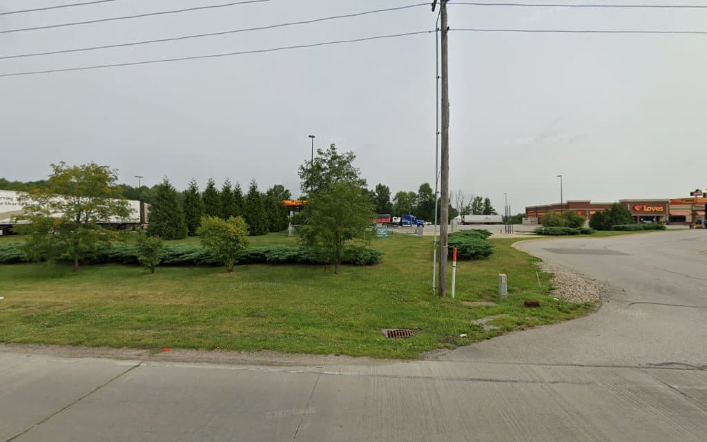 Dog Park at Love's Travel Stops - Terre Haute, IN