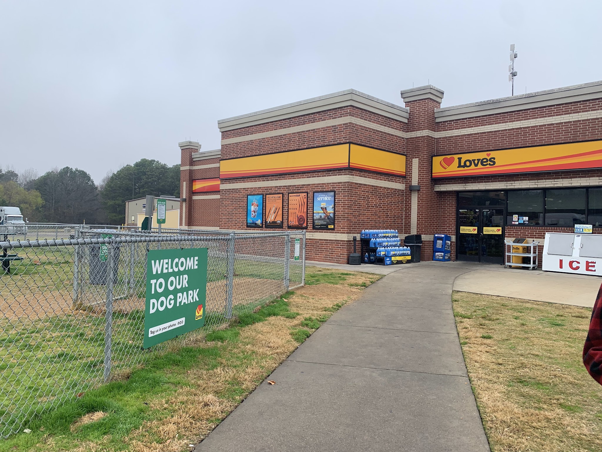 Dog Park at Love’s Travel Stops - Texarkana, TX