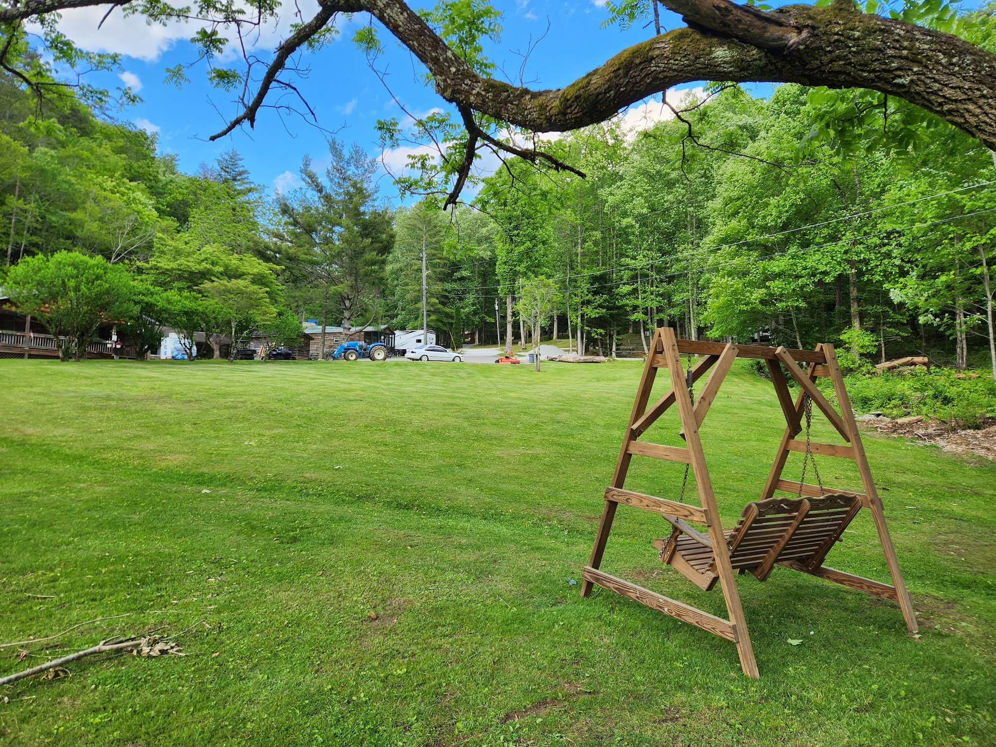 Nantahala Hideaway Campground & Cabins. Formerly Nelsons Nantahala Hideaway - Topton, NC