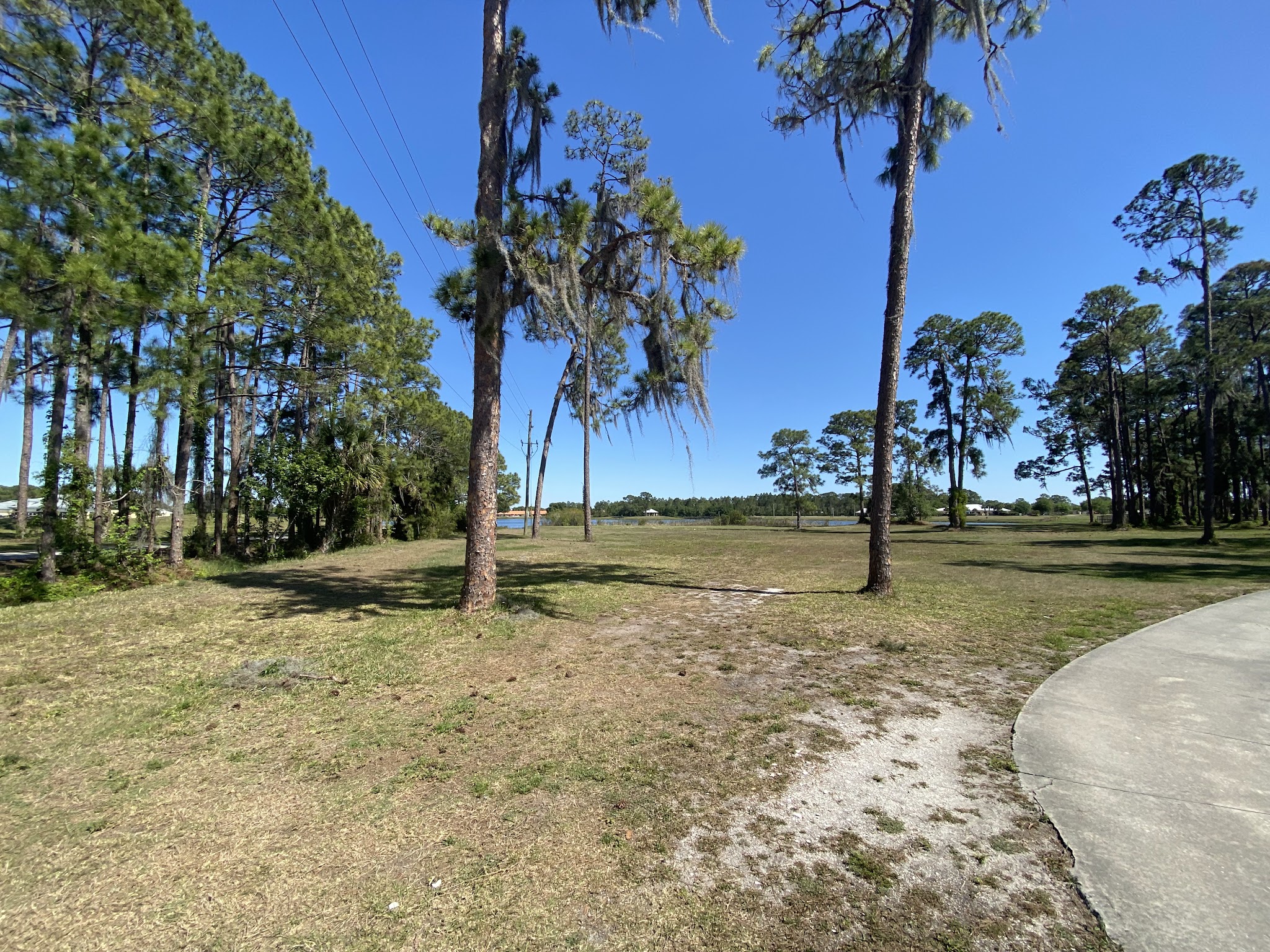 Sun 'N Lake Dog Park Parking - US, FL