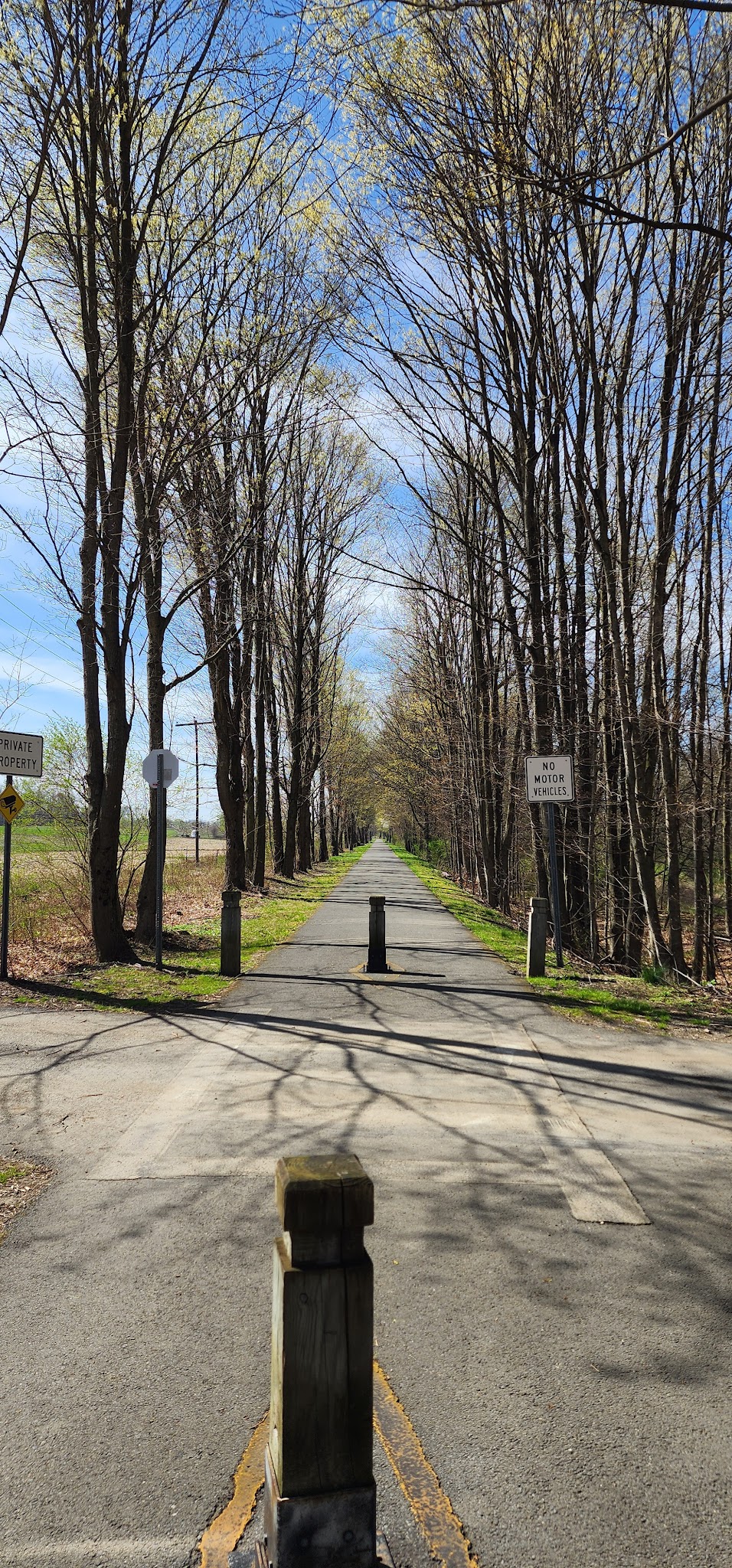 Walden-Wallkill Rail Trail start - Wallkill, NY