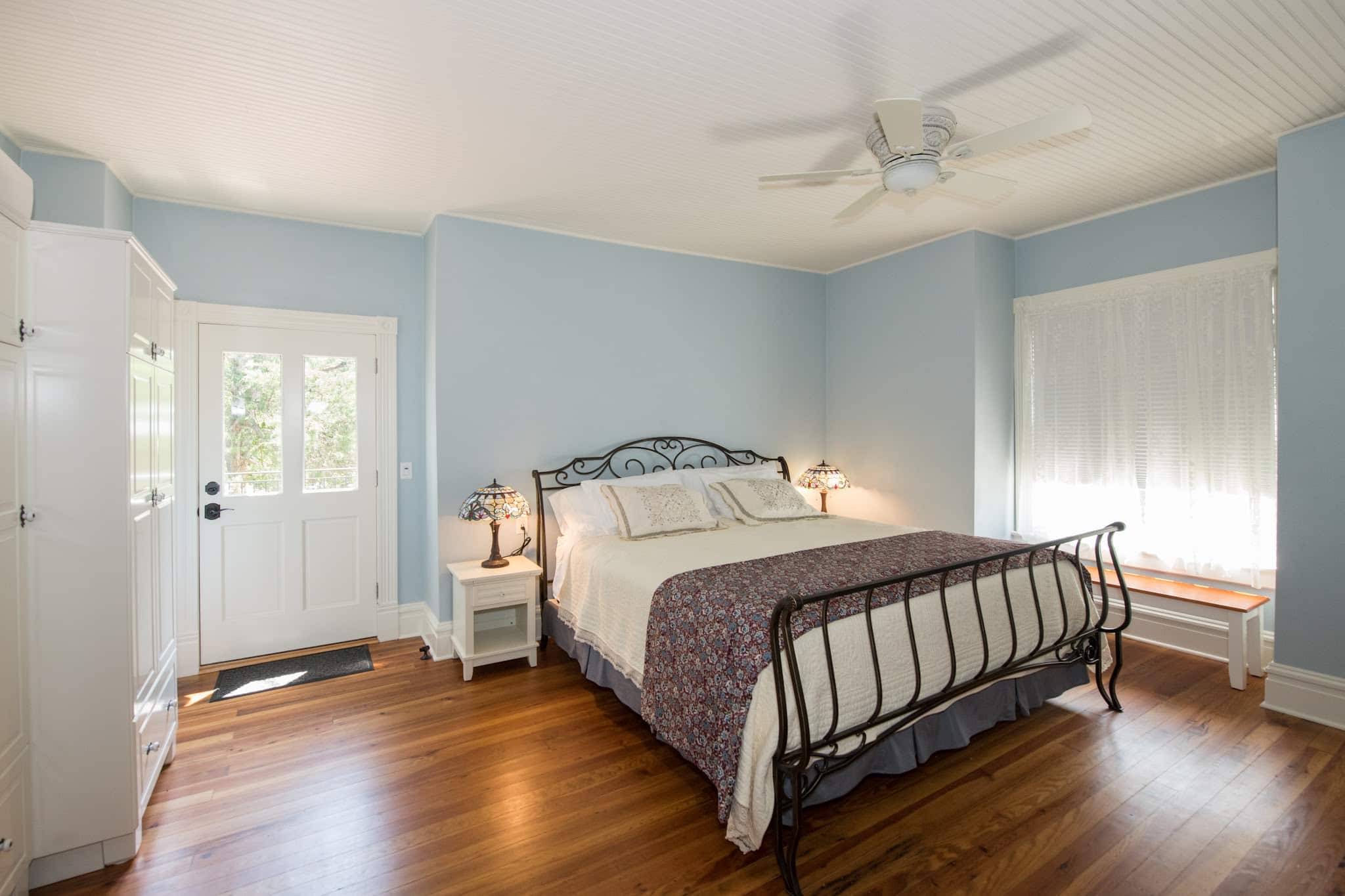 Tuxedo Park STL Bed & Breakfast Inn - Webster Groves, MO