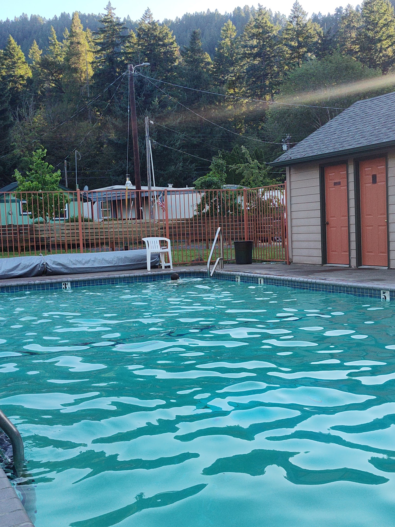 Casey's Riverside RV Park - Westfir, OR