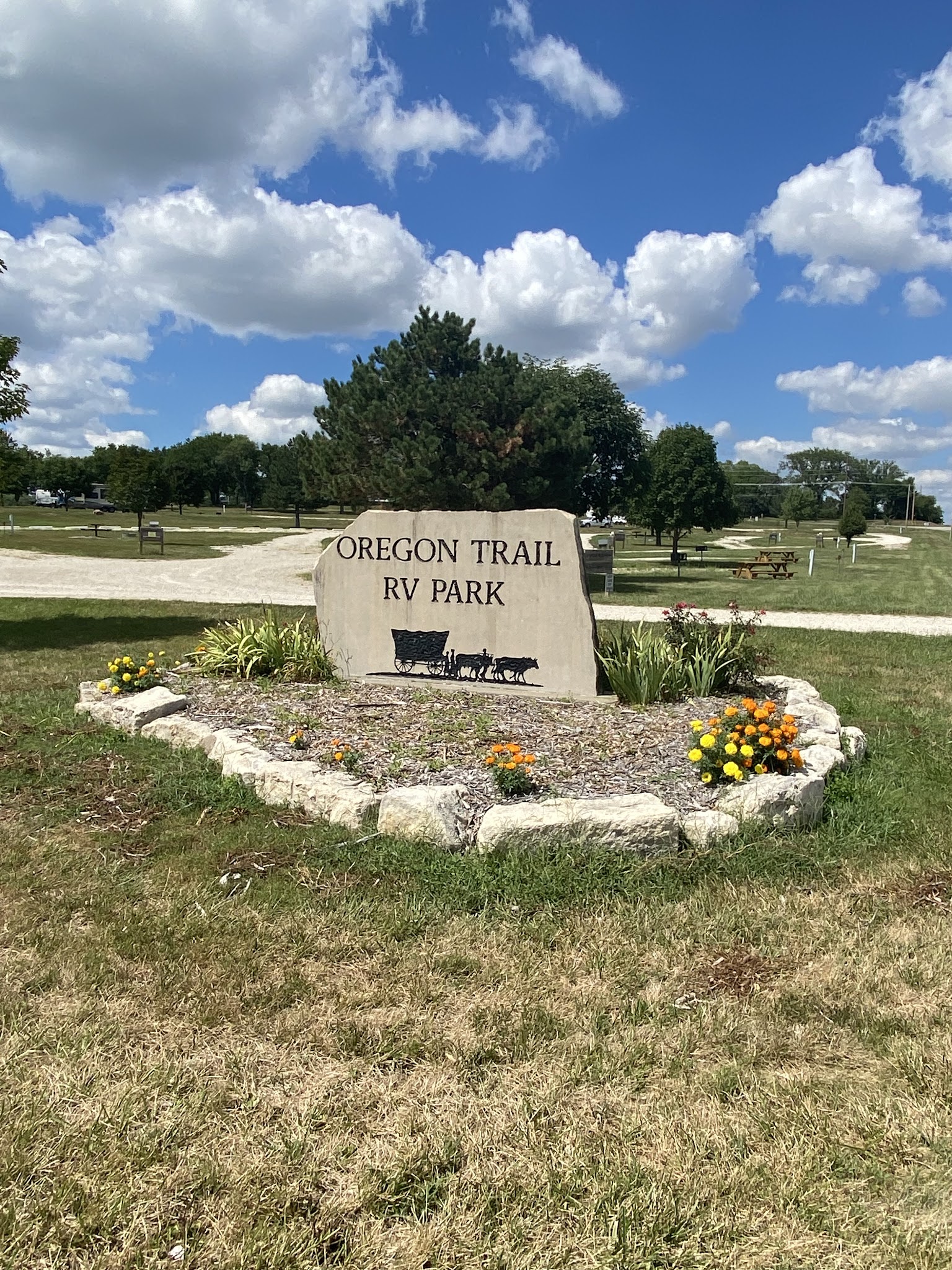 Oregon Trail RV Park - Westmoreland, KS