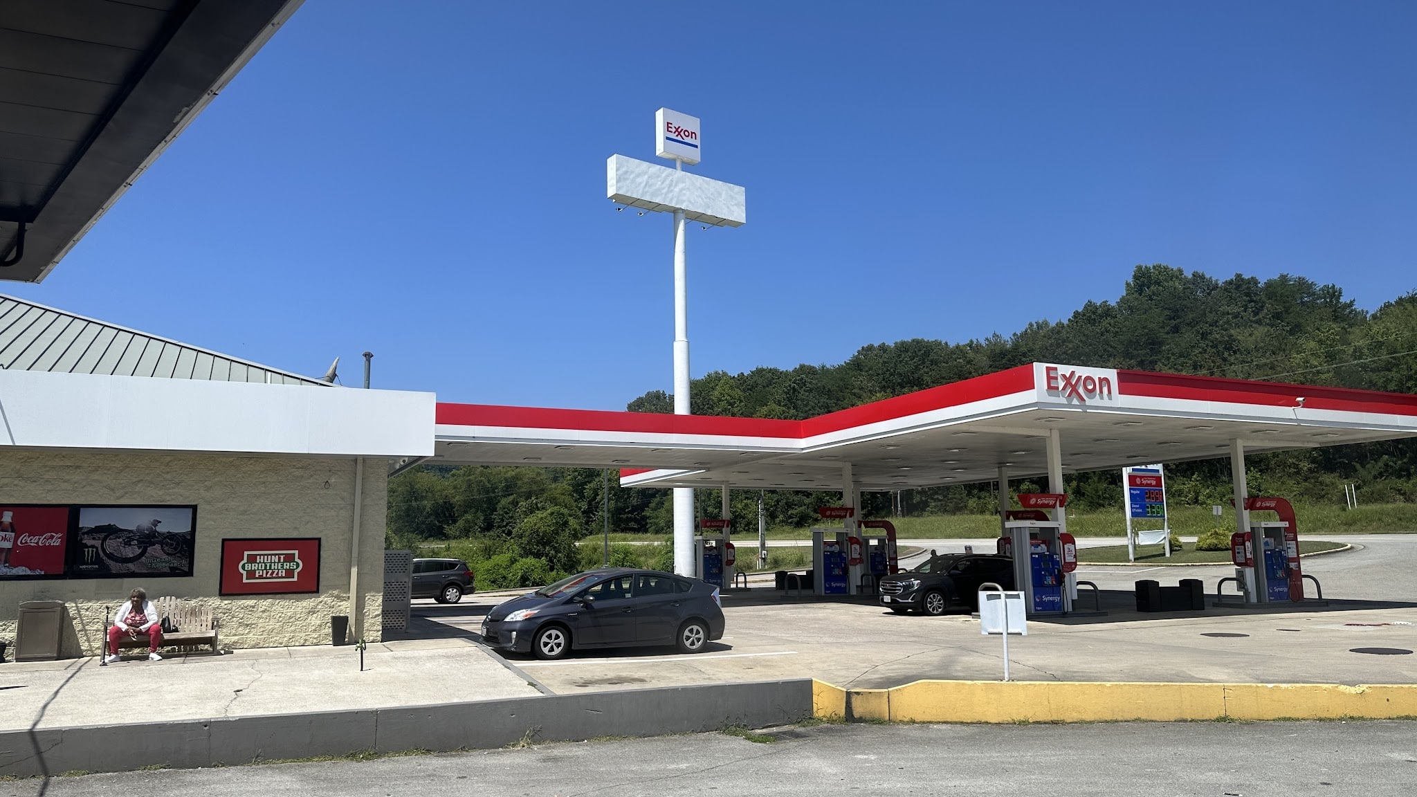 Billy's Truck Stop, Hunt Brothers Pizza. . - Wildwood, GA