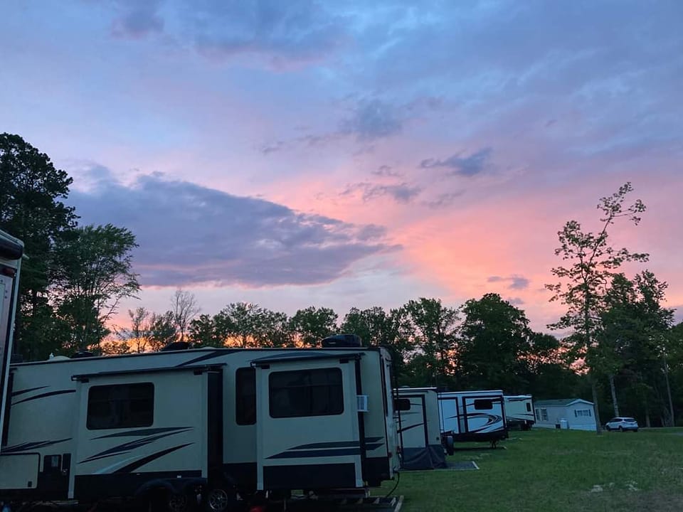 Isle of Wight Family Campground - Windsor, VA