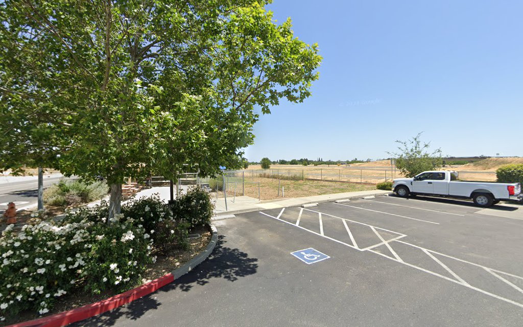 Willow Canal Dog Park - Winters, CA